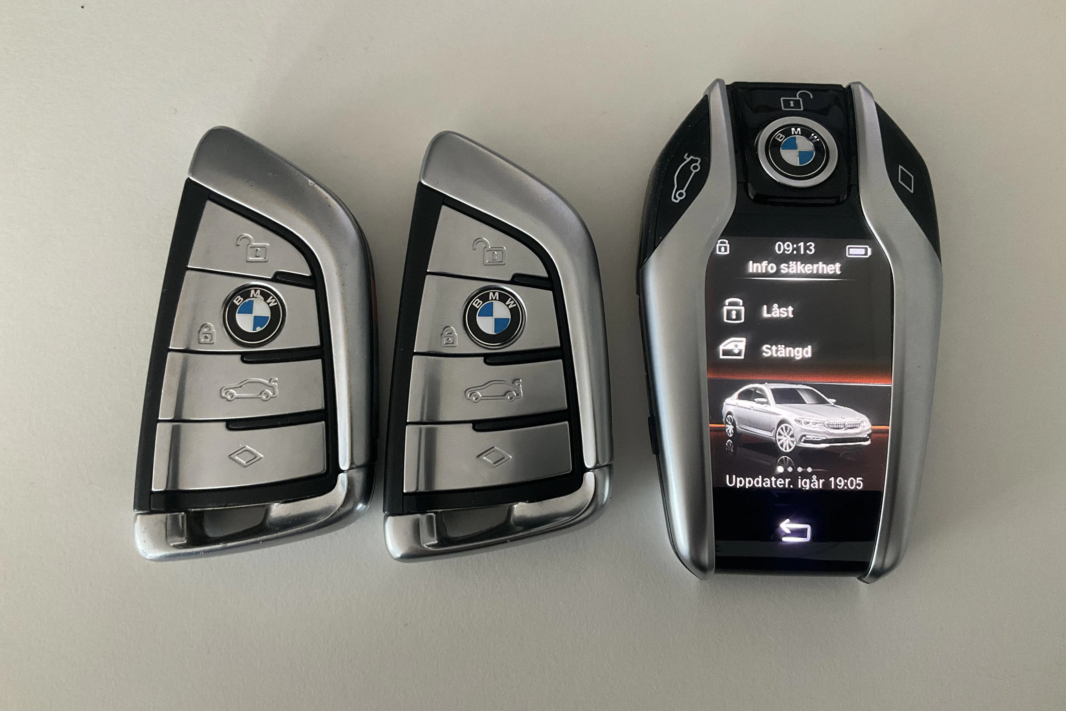 Presentation photo 22 of 22: BMW 530i xDrive Sedan, G30 (252hk) - 82 330 km - Automatic - dark grey - 2017