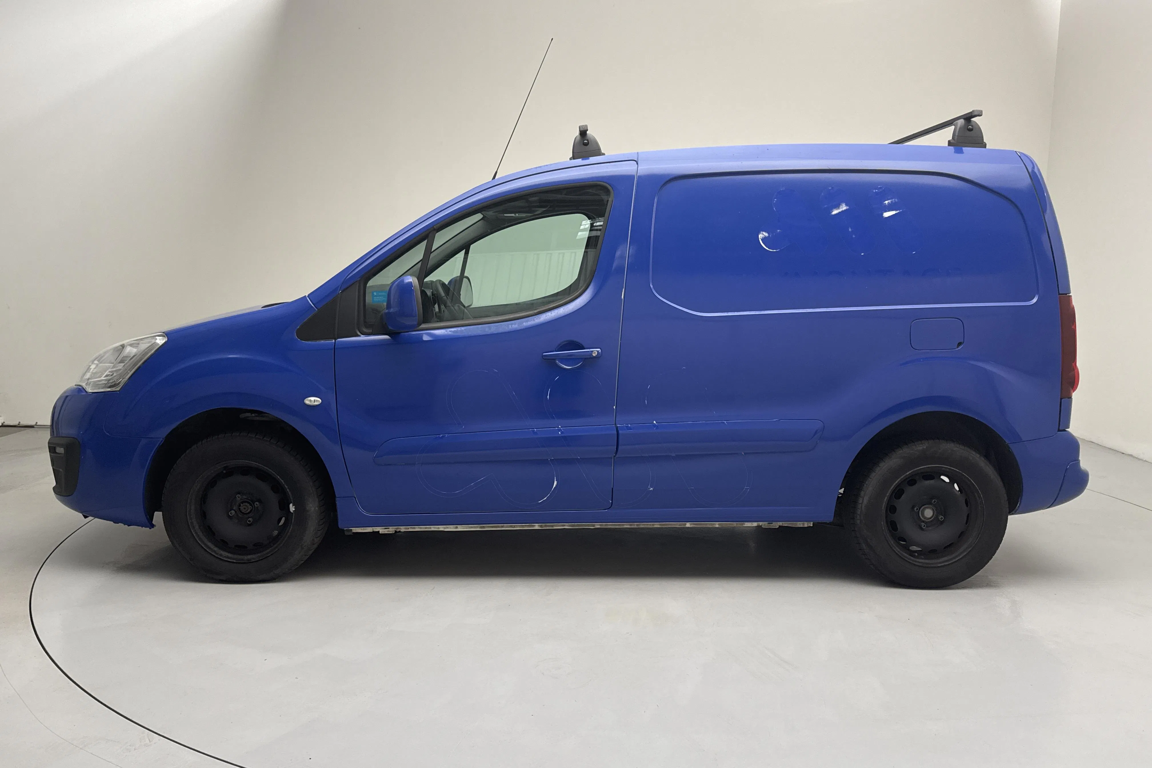 Presentation photo 2 of 12: Peugeot Partner 1.6 BlueHDI Skåp (100hk) - 142 970 km - Manual - 2018