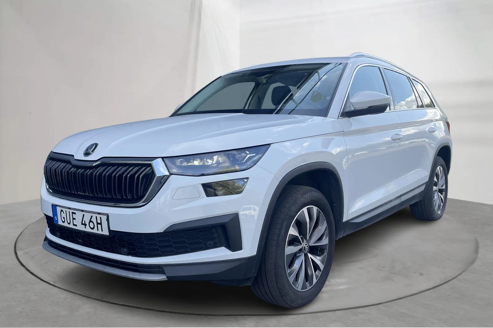 Skoda Kodiaq 2.0 TDI 4X4 200 л.с.