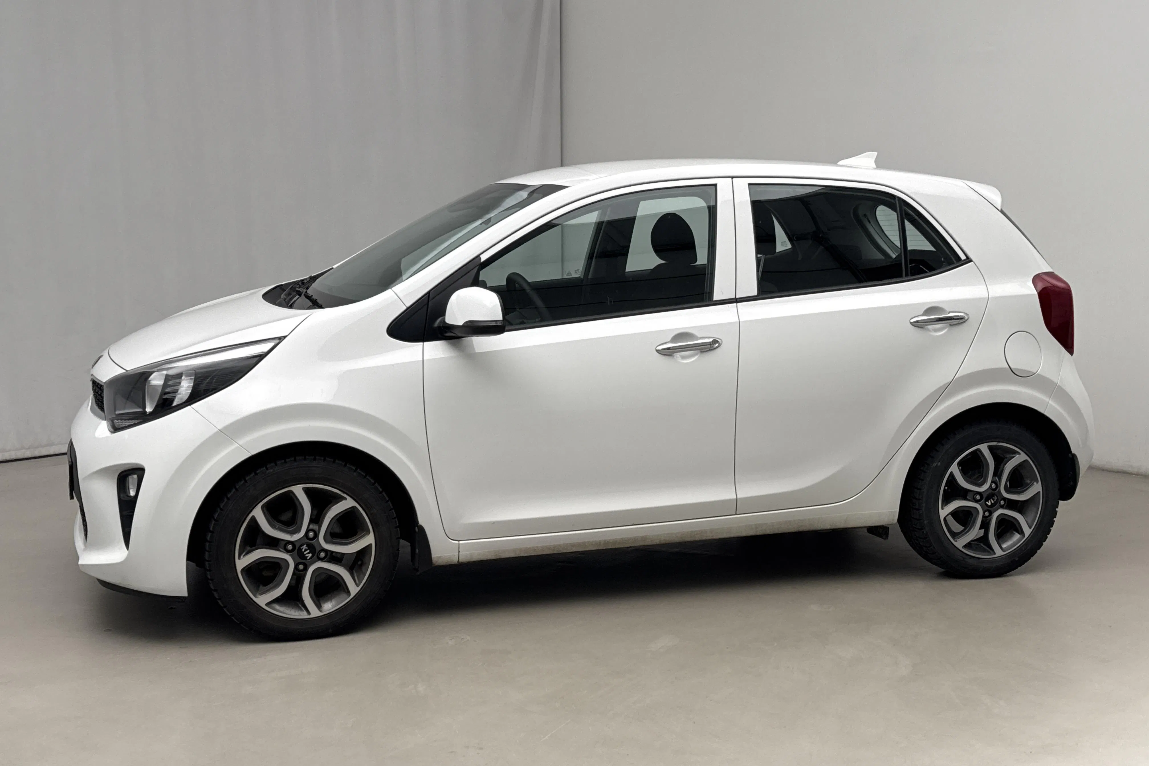 Presentation photo 2 of 15: KIA Picanto 1.0 DPI (67hk) - 19 570 km - Automatic - white - 2021