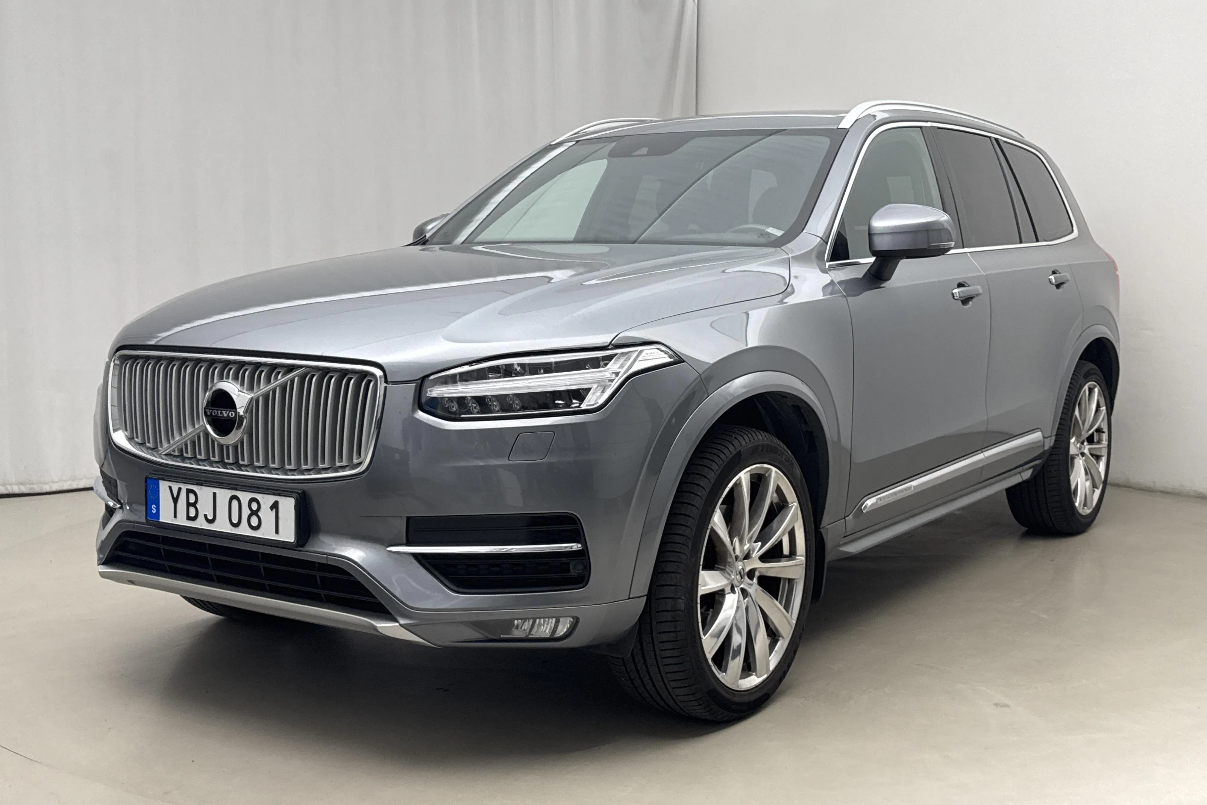 Presentation photo 1 of 20: Volvo XC90 D5 AWD (225hk) - 202 000 km - Automatic - gray - 2016