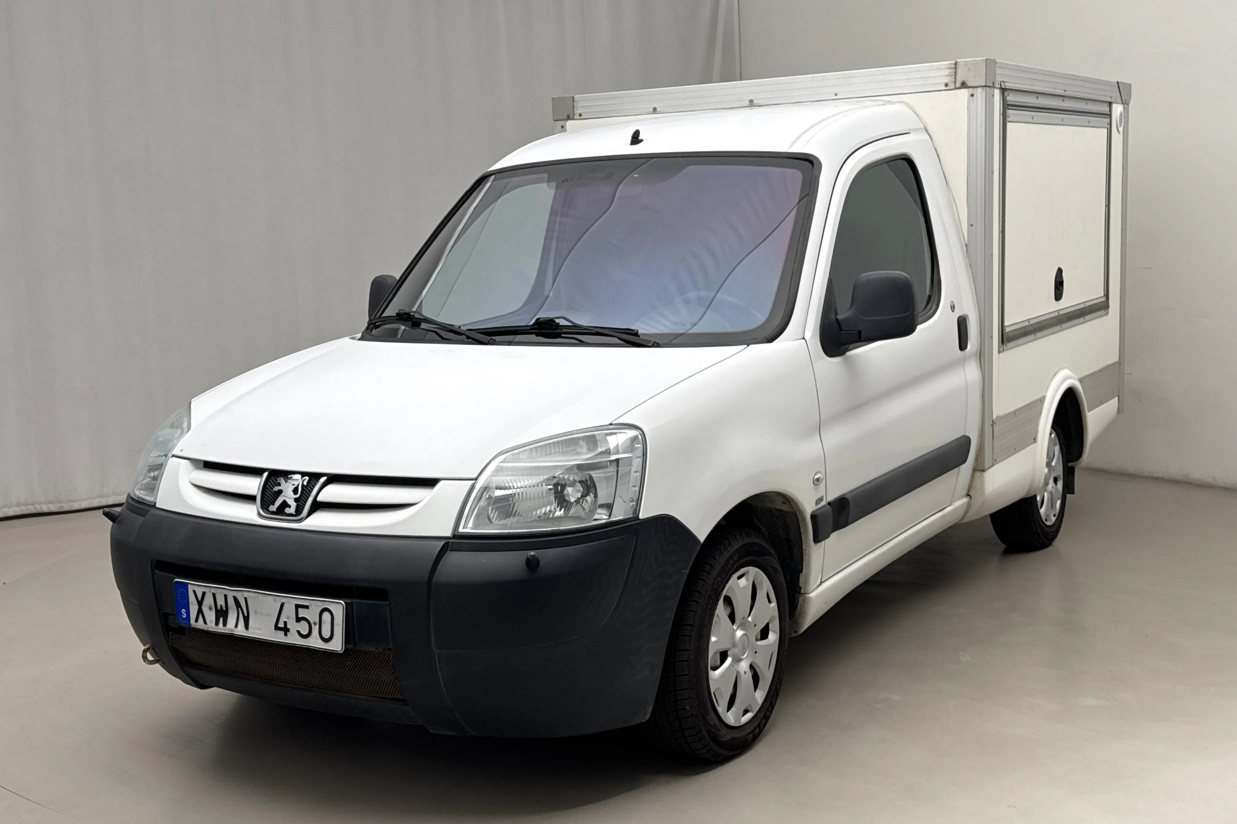 Presentationsfoto 1 av 11: Peugeot Partner 2.0 HDI (90hk) - 16 468 mil - Manuell - vit - 2006