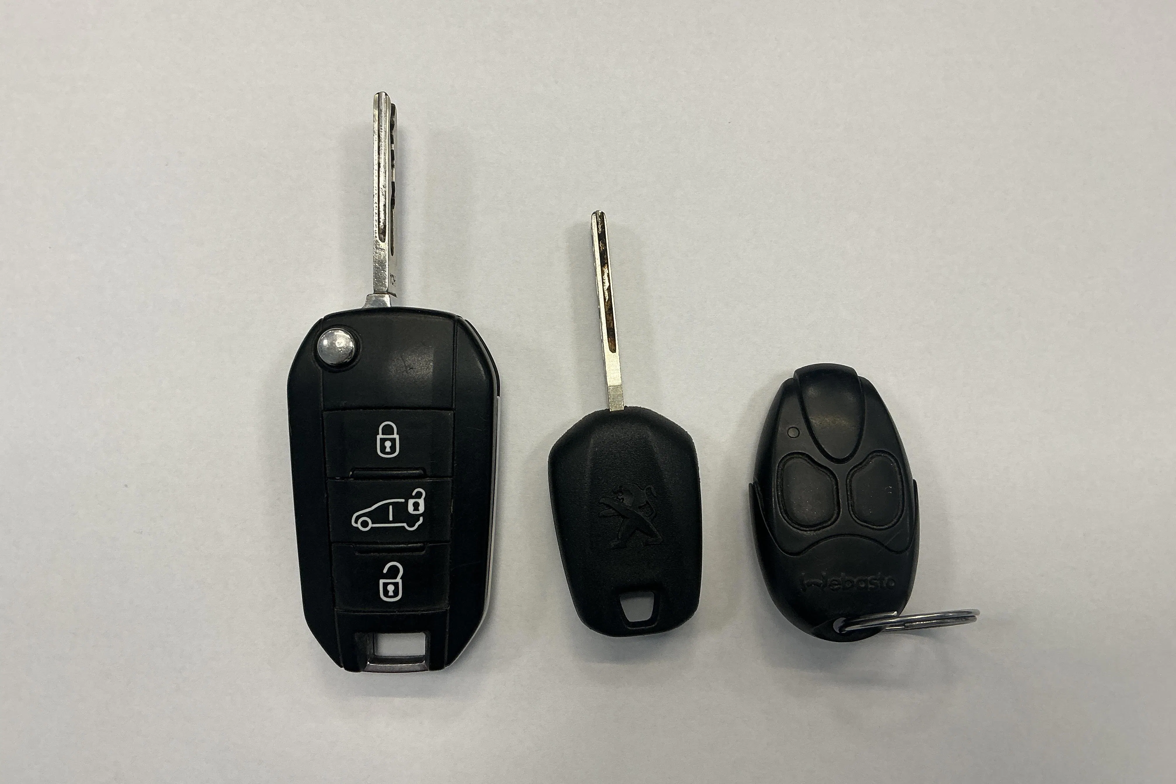 Presentationsfoto 15 av 15: Peugeot Partner 1.5 HDI Skåp (130hk) - 11 225 mil - Automat - vit - 2020