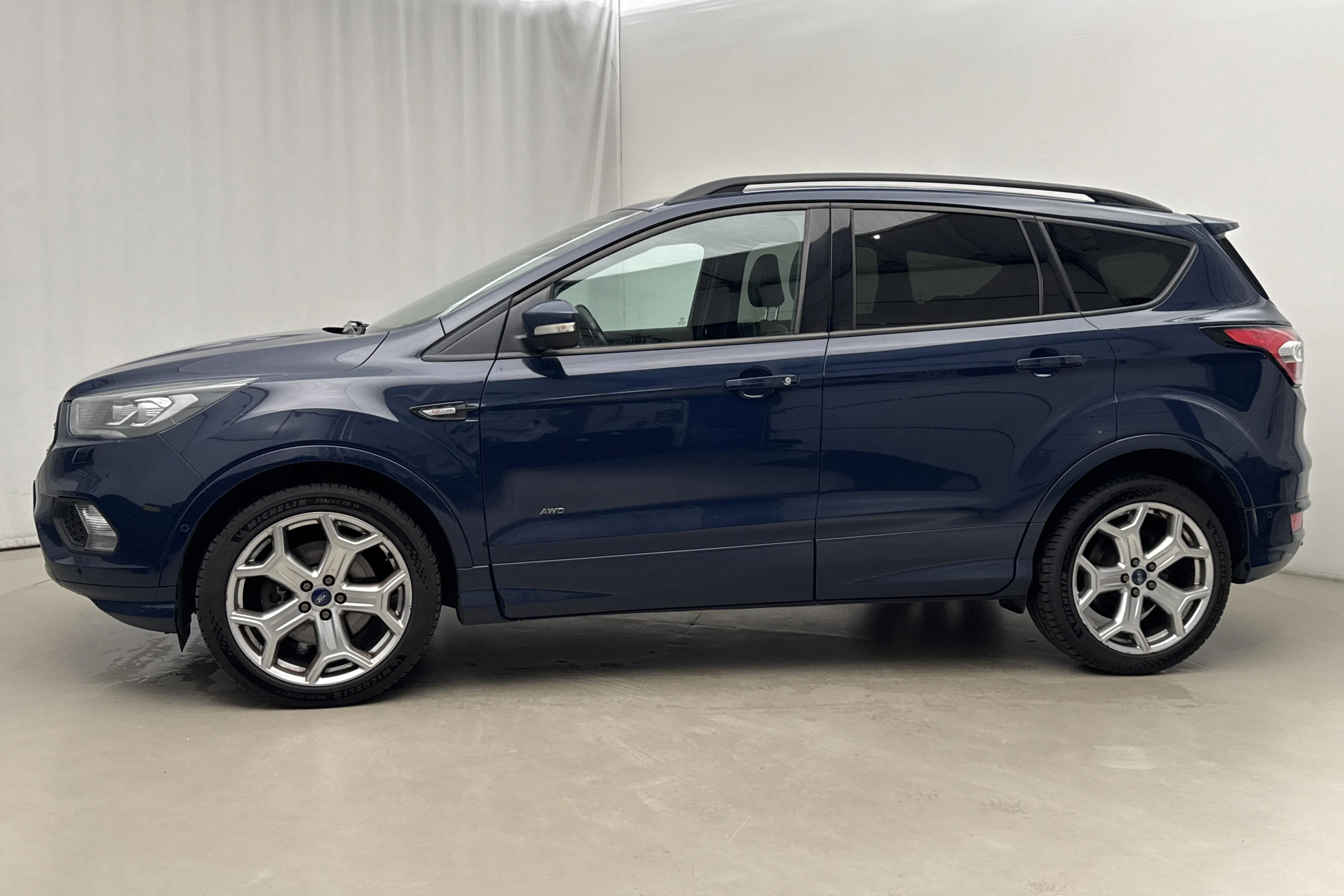 Presentation photo 2 of 18: Ford Kuga 1.5 EcoBoost AWD (180hk) - 144 960 km - Automatic - blue - 2018