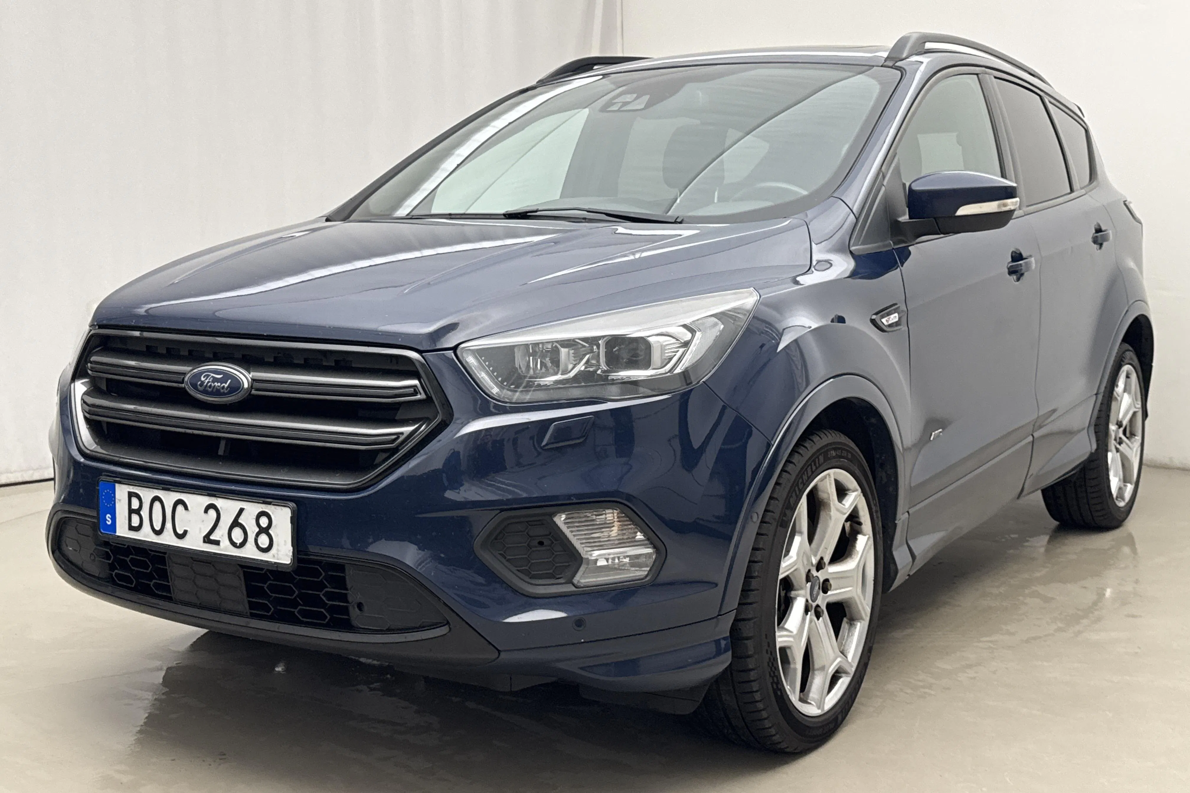 Presentation photo 1 of 18: Ford Kuga 1.5 EcoBoost AWD (180hk) - 144 960 km - Automatic - blue - 2018