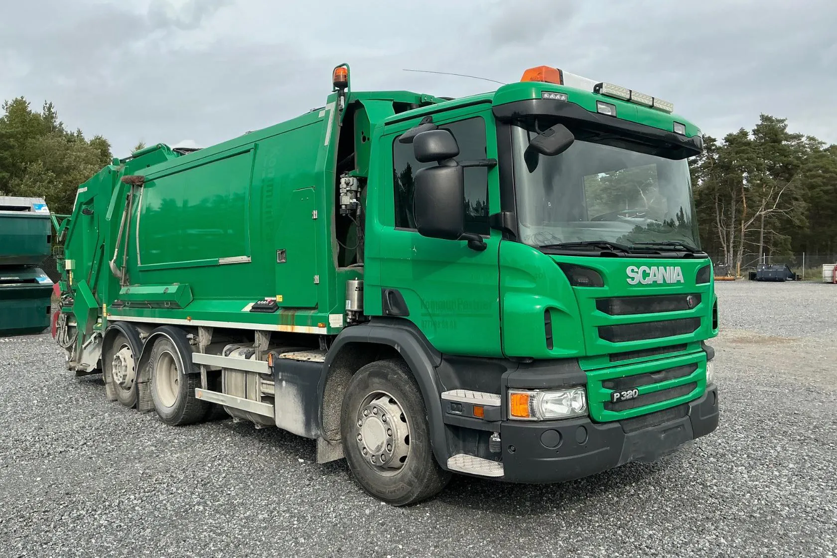 Presentation photo 2 of 24: Scania P320 - 398 563 km - Automatic - green - 2016