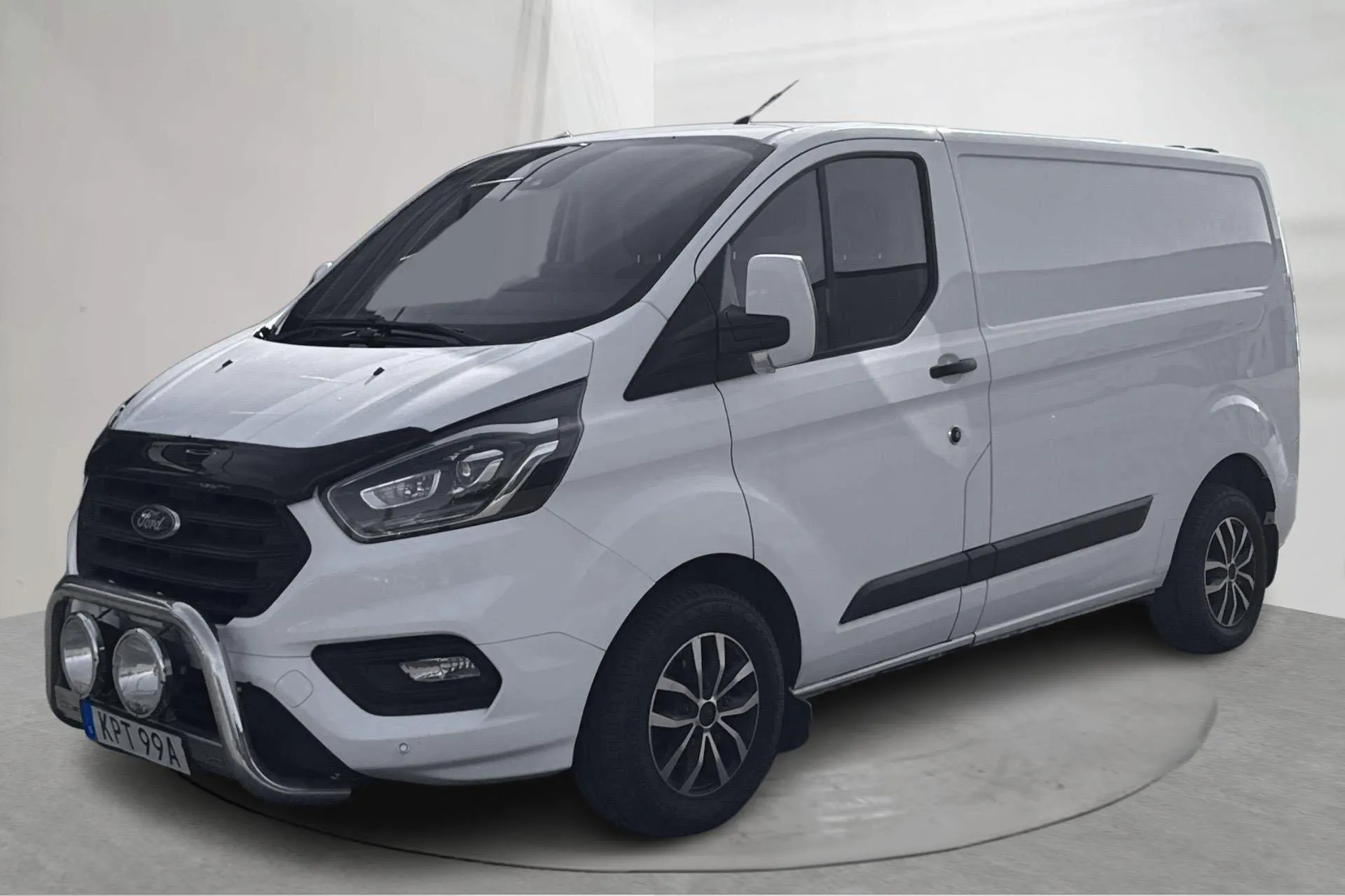 Presentationsfoto 1 av 15: Ford Transit Custom 300 (130hk) - 11 736 mil - Manuell - vit - 2019