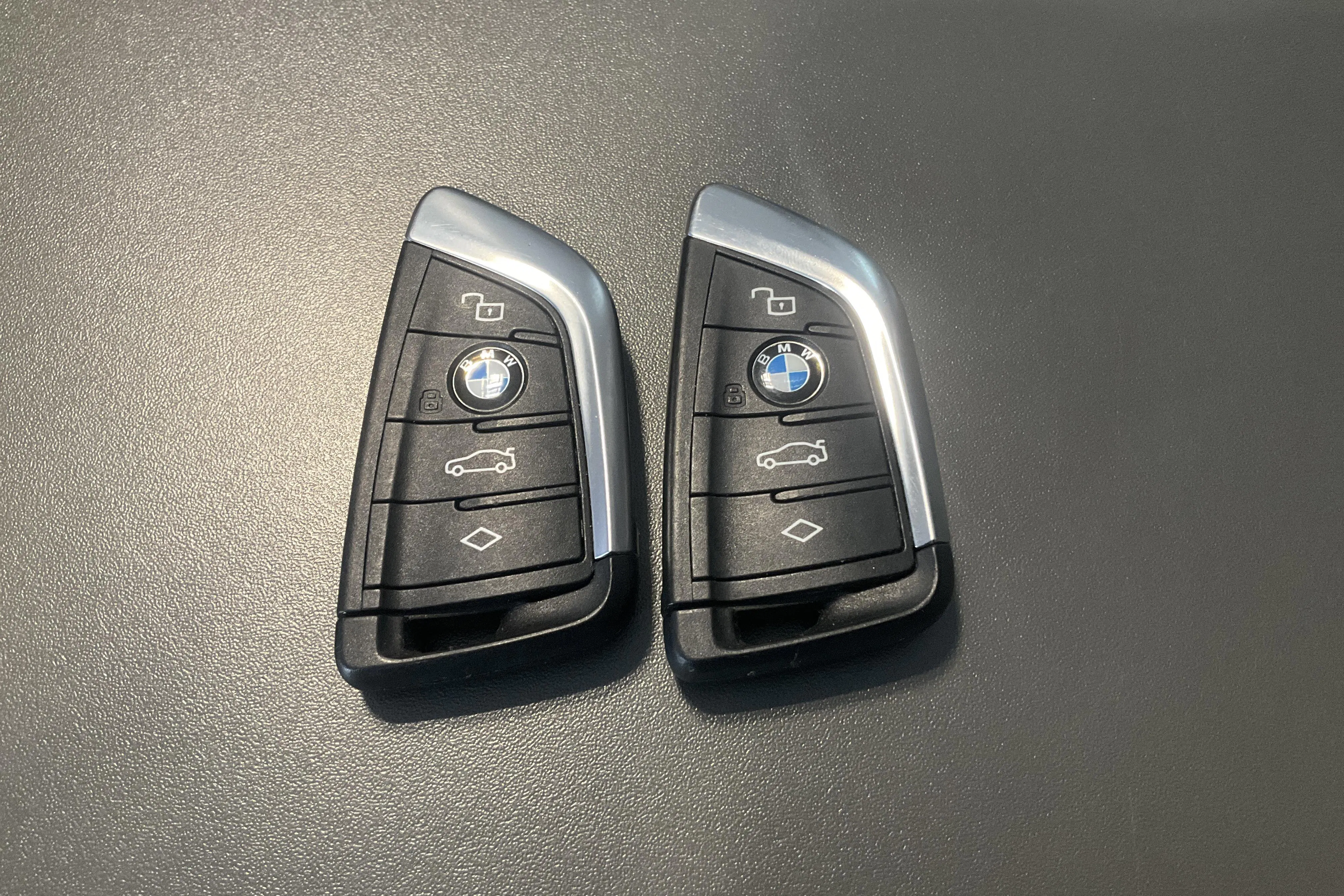 Presentationsfoto 20 av 20: BMW 118i 5dr, F40 (136hk) - 2 625 mil - Automat - svart - 2023
