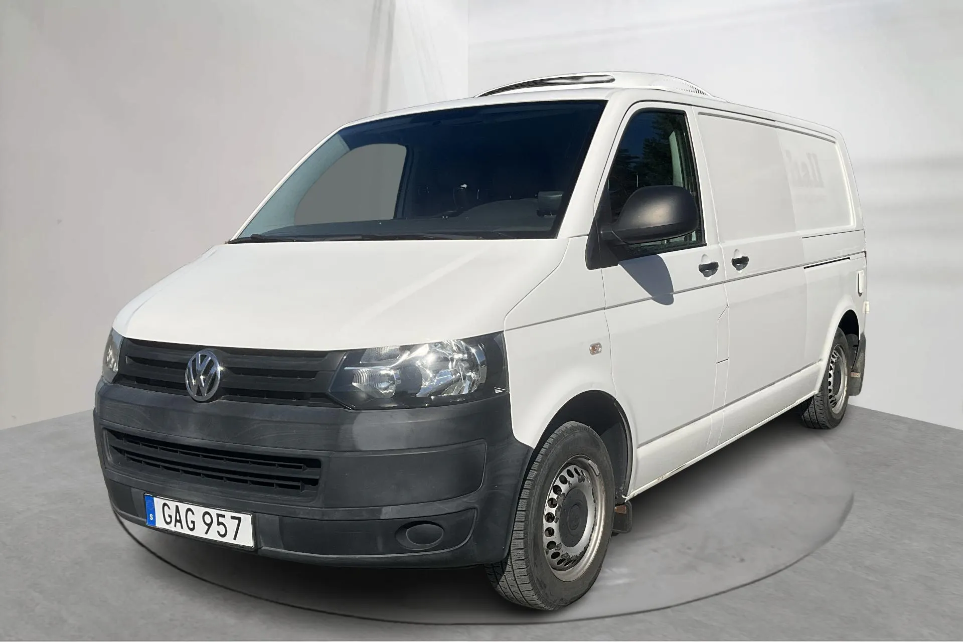 Presentationsfoto 1 av 17: VW Transporter T5 2.0 TDI (140hk) - 19 374 mil - Automat - vit - 2015