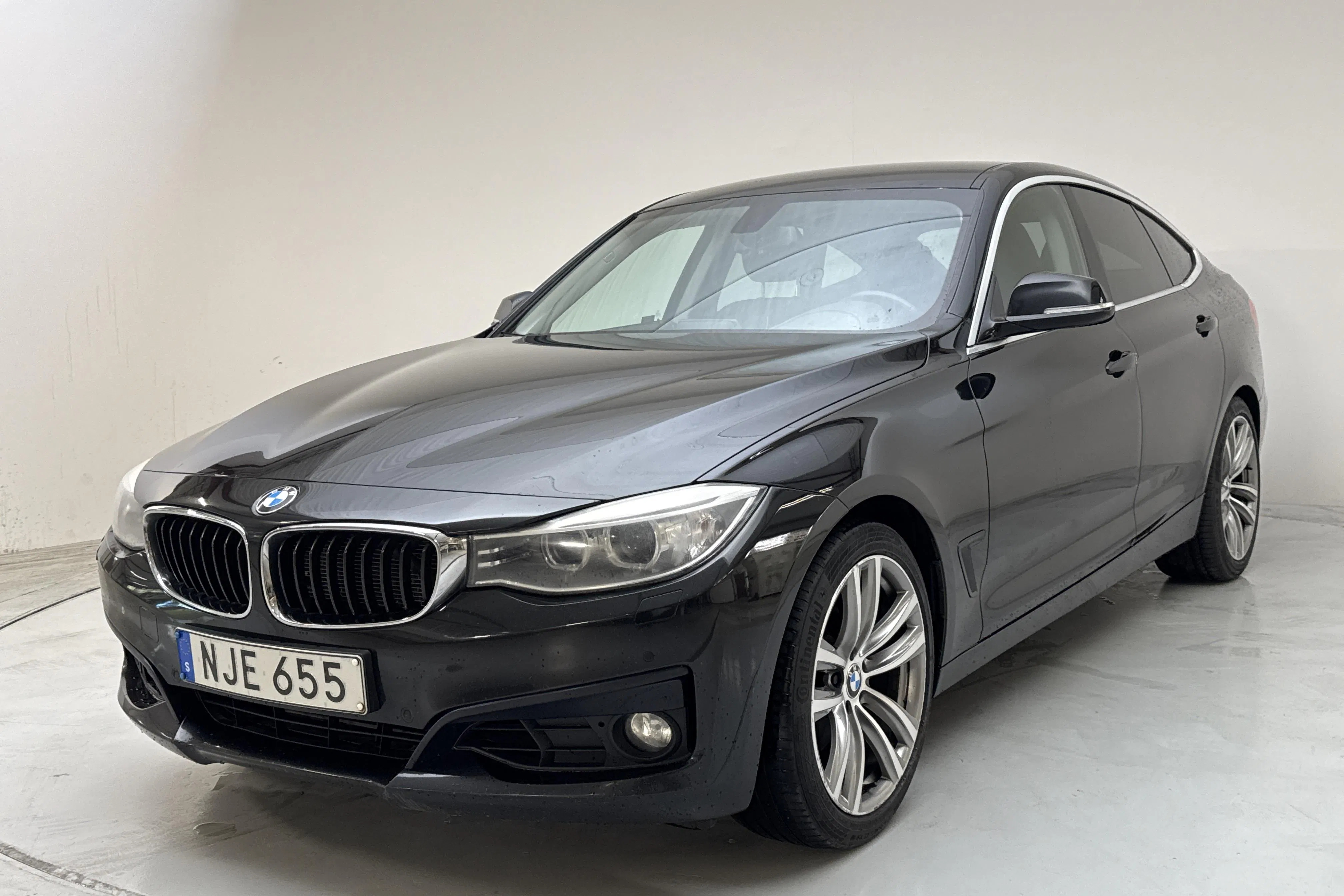 Presentationsfoto 1 av 13: BMW 328i GT, F34 (245hk) - 25 504 mil - Automat - svart - 2013