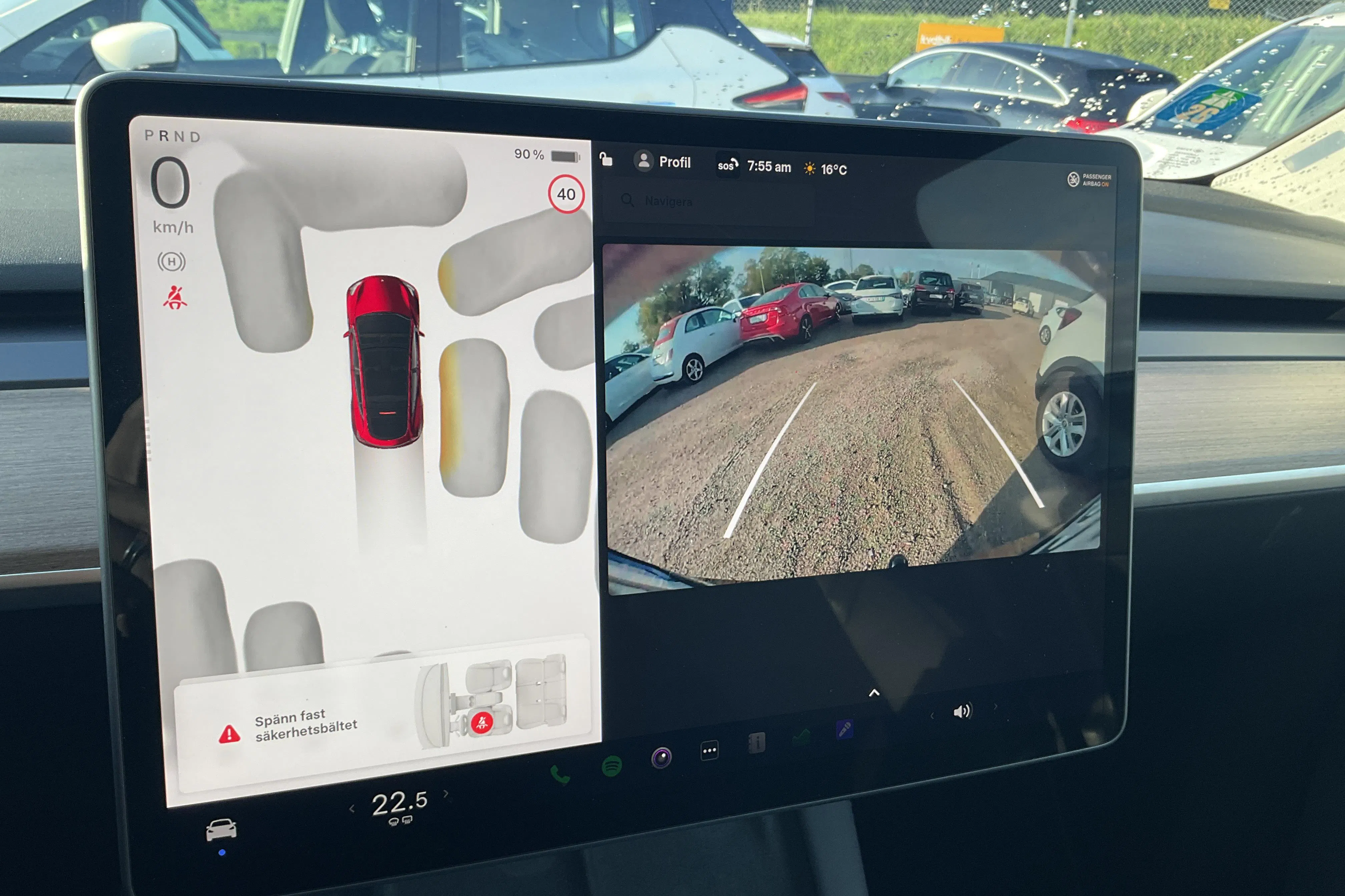 Presentationsfoto 18 av 18: Tesla Model Y Performance Dual Motor AWD - 7 390 mil - Automat - röd - 2024