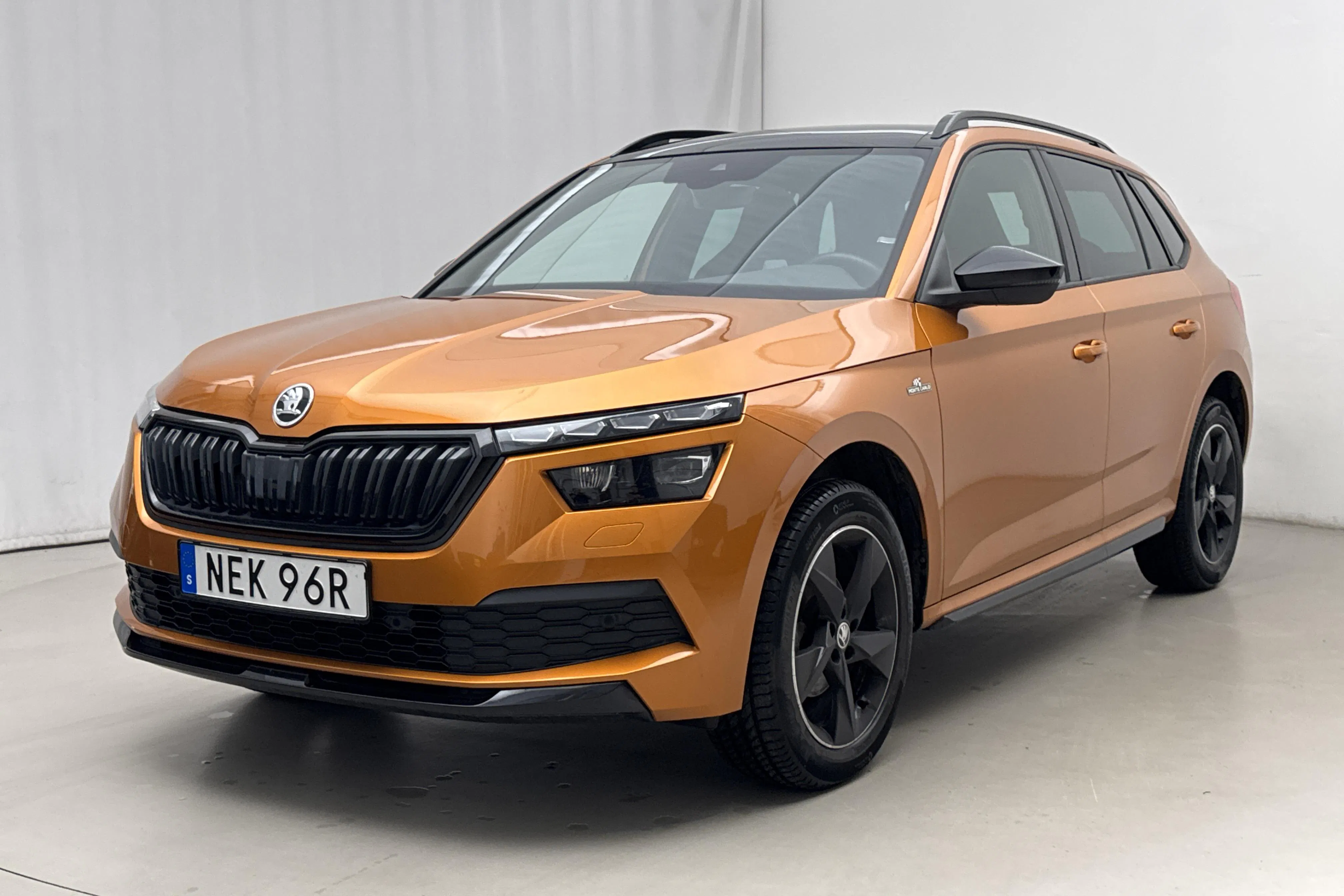 Presentationsfoto 1 av 20: Skoda Kamiq 1.0 TSI (110hk) - 4 238 mil - Manuell - orange - 2023