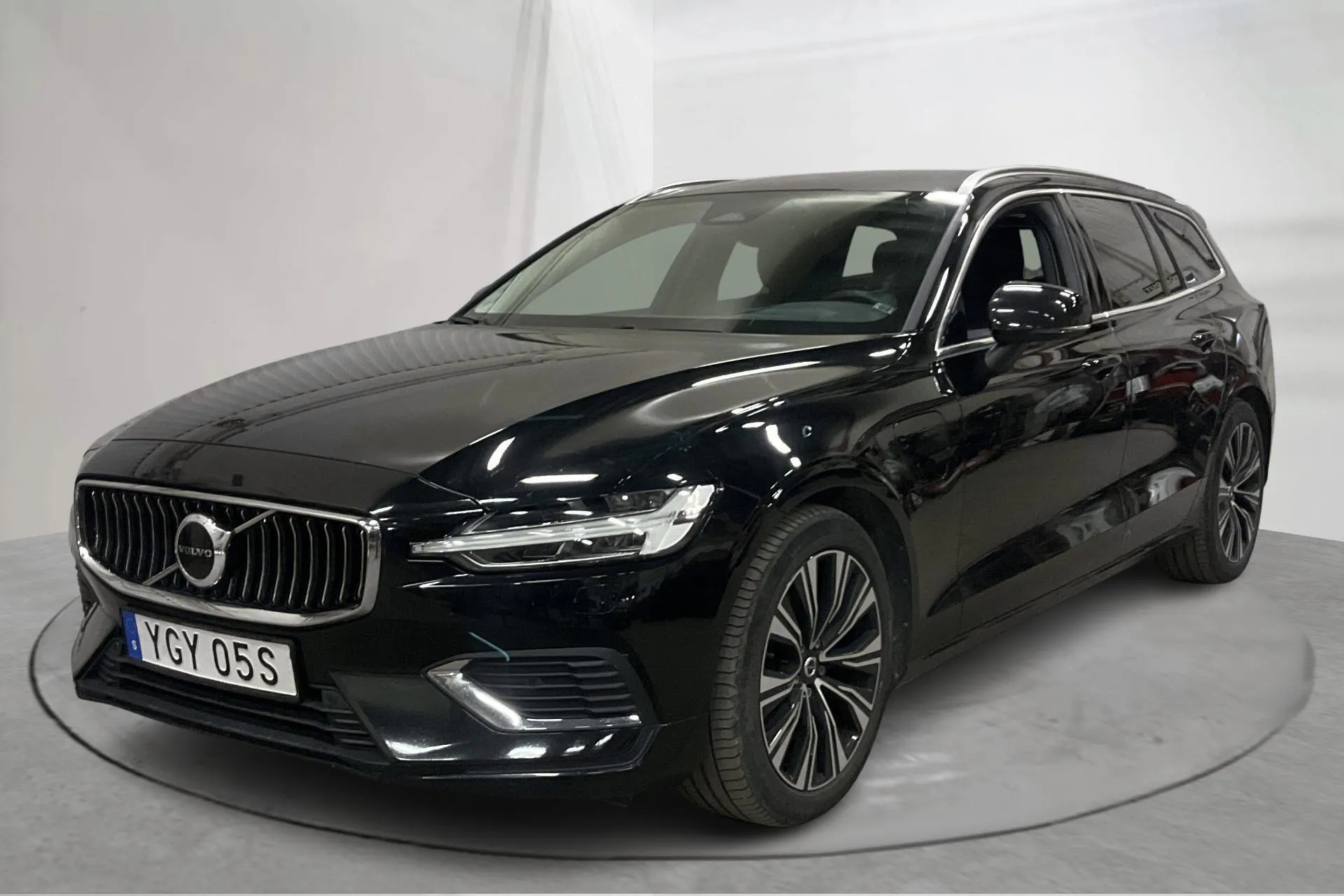 Presentation photo 1 of 20: Volvo V60 T6 AWD Recharge (350hk) - 68 970 km - Automatic - black - 2024