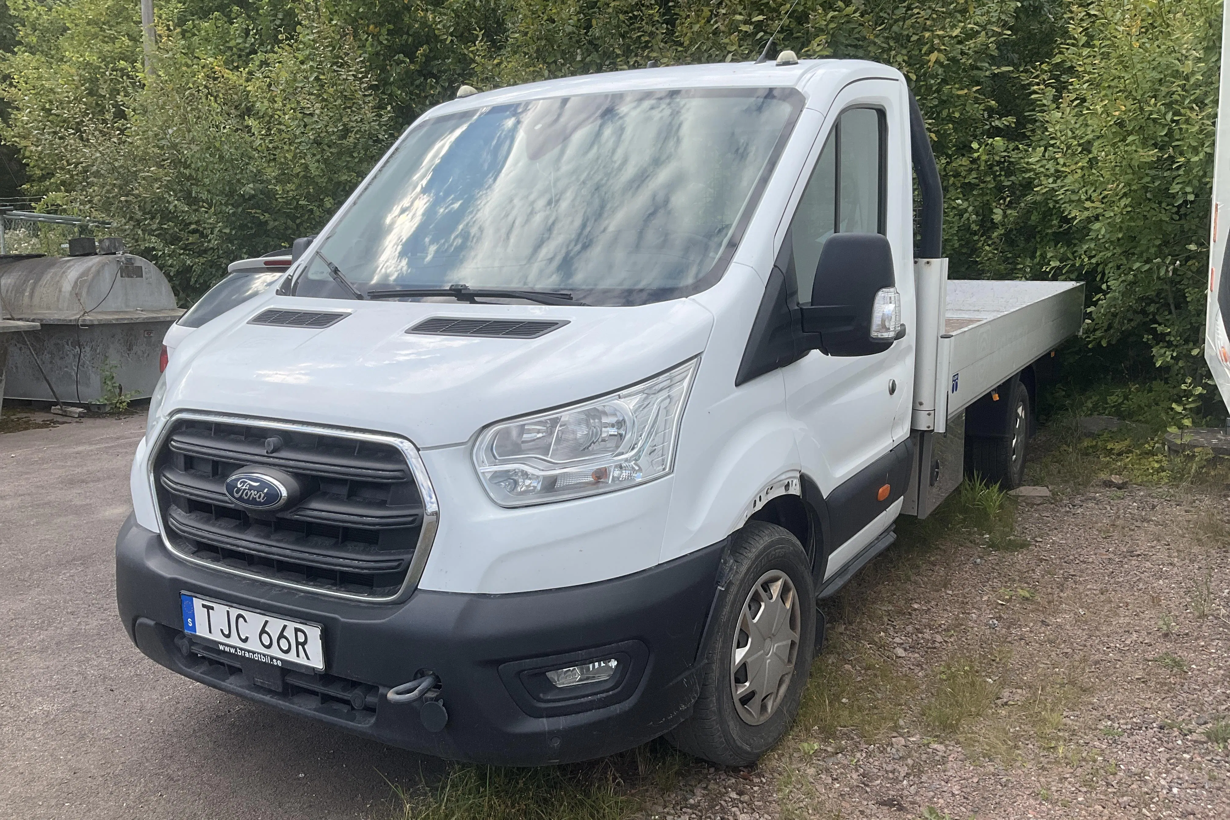 Presentation photo 1 of 9: FORD Transit 350 (185hk) - 200 650 km - Manual - white - 2020