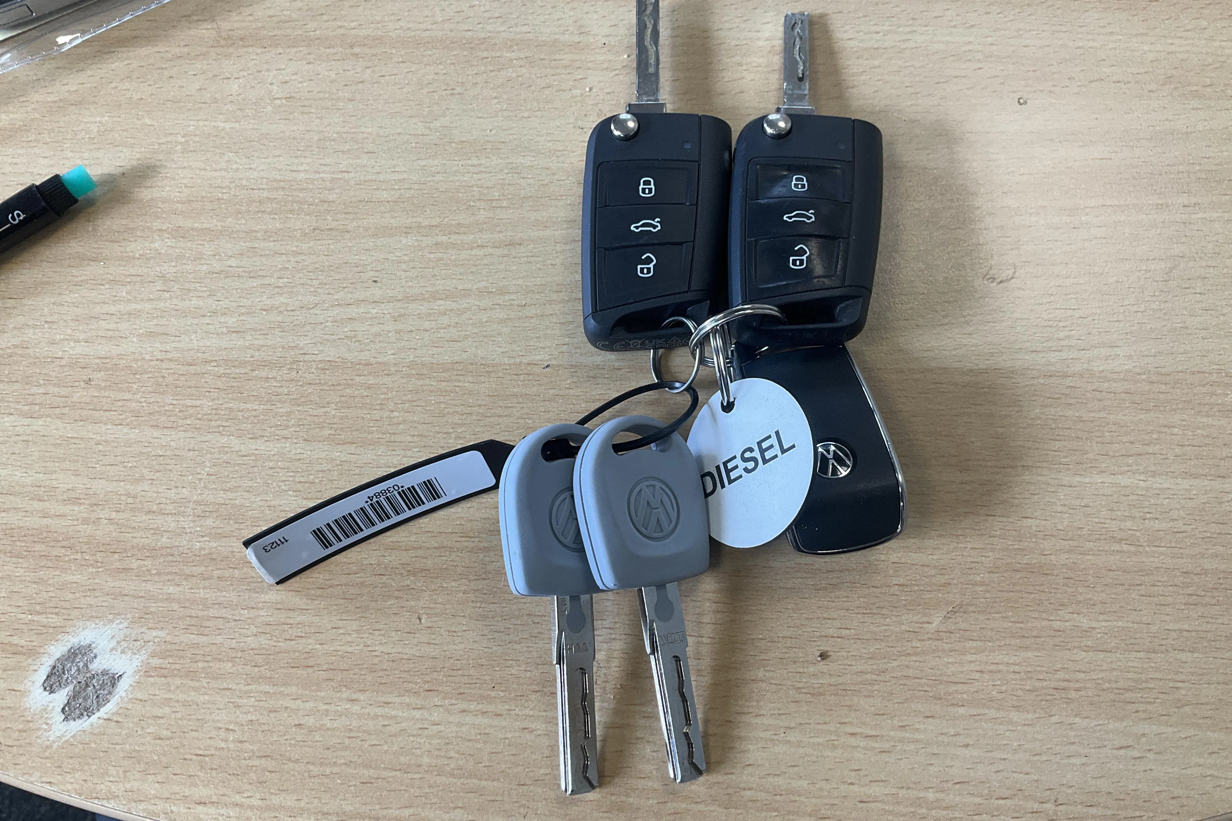 Presentationsfoto 14 av 14: VW Caravelle TDI (150hk) - 7 203 mil - Automat - vit - 2023