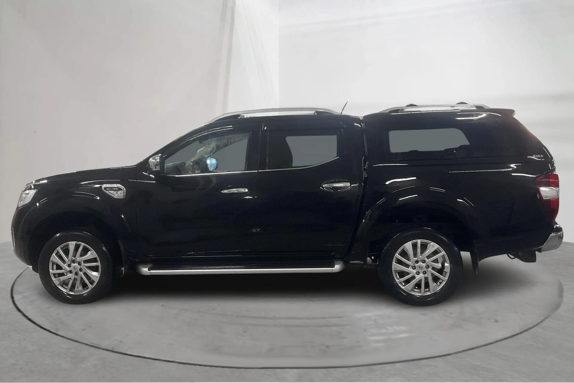 Presentationsfoto 2 av 22: Renault Alaskan 2.3 dCi 4WD (190hk) - 22 675 mil - Automat - 2019