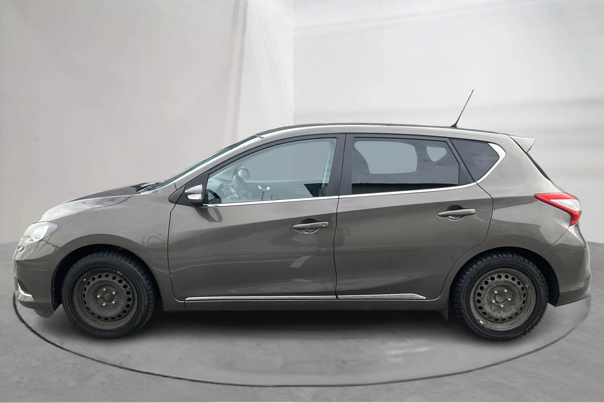 Presentation photo 2 of 14: Nissan Pulsar 1.2 DIG-T (115hk) - 57 800 km - Automatic - brown - 2015