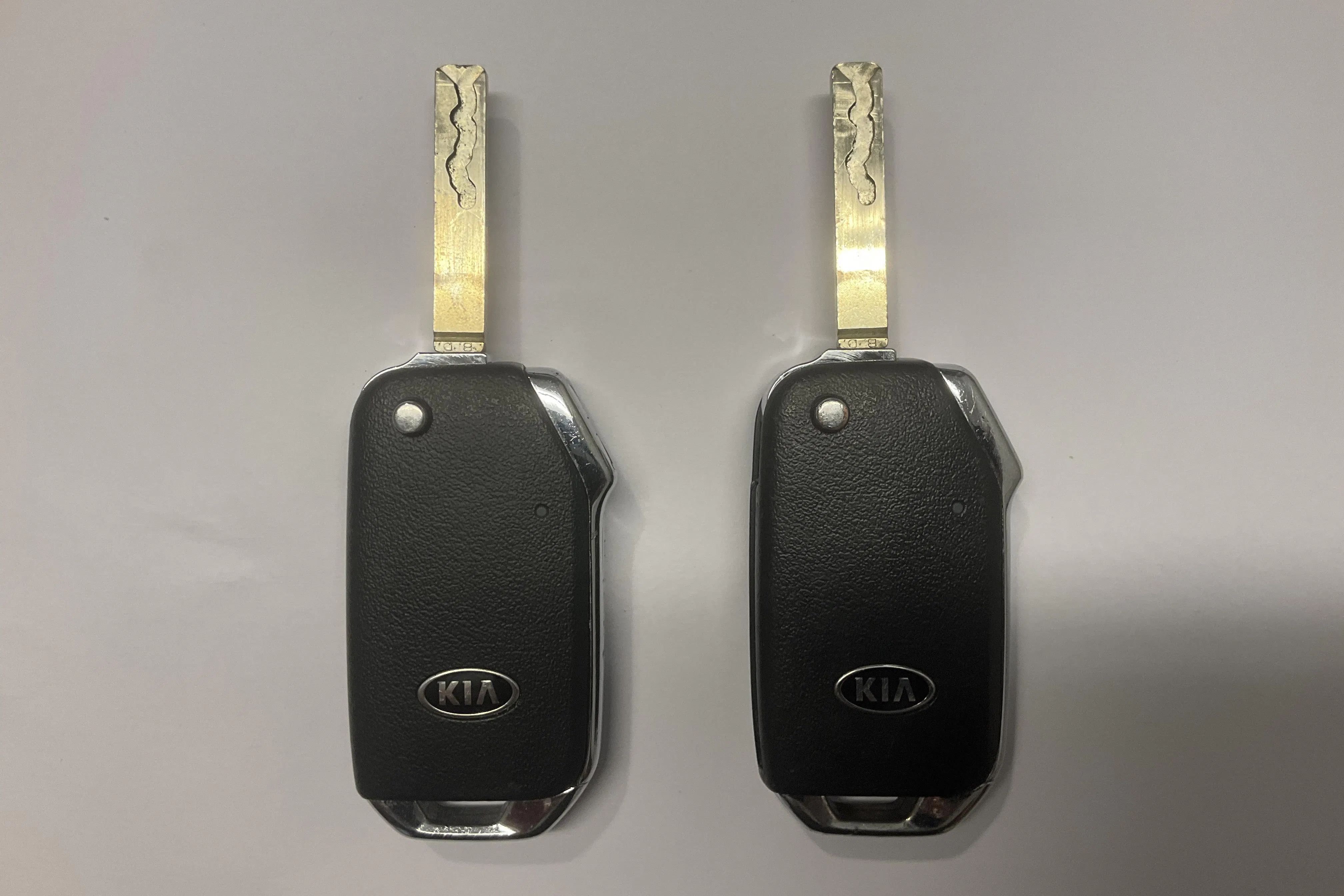 Presentation photo 17 of 17: KIA Niro Plug-in Hybrid 1.6 (141hk) - 100 800 km - Automatic - dark brown - 2020