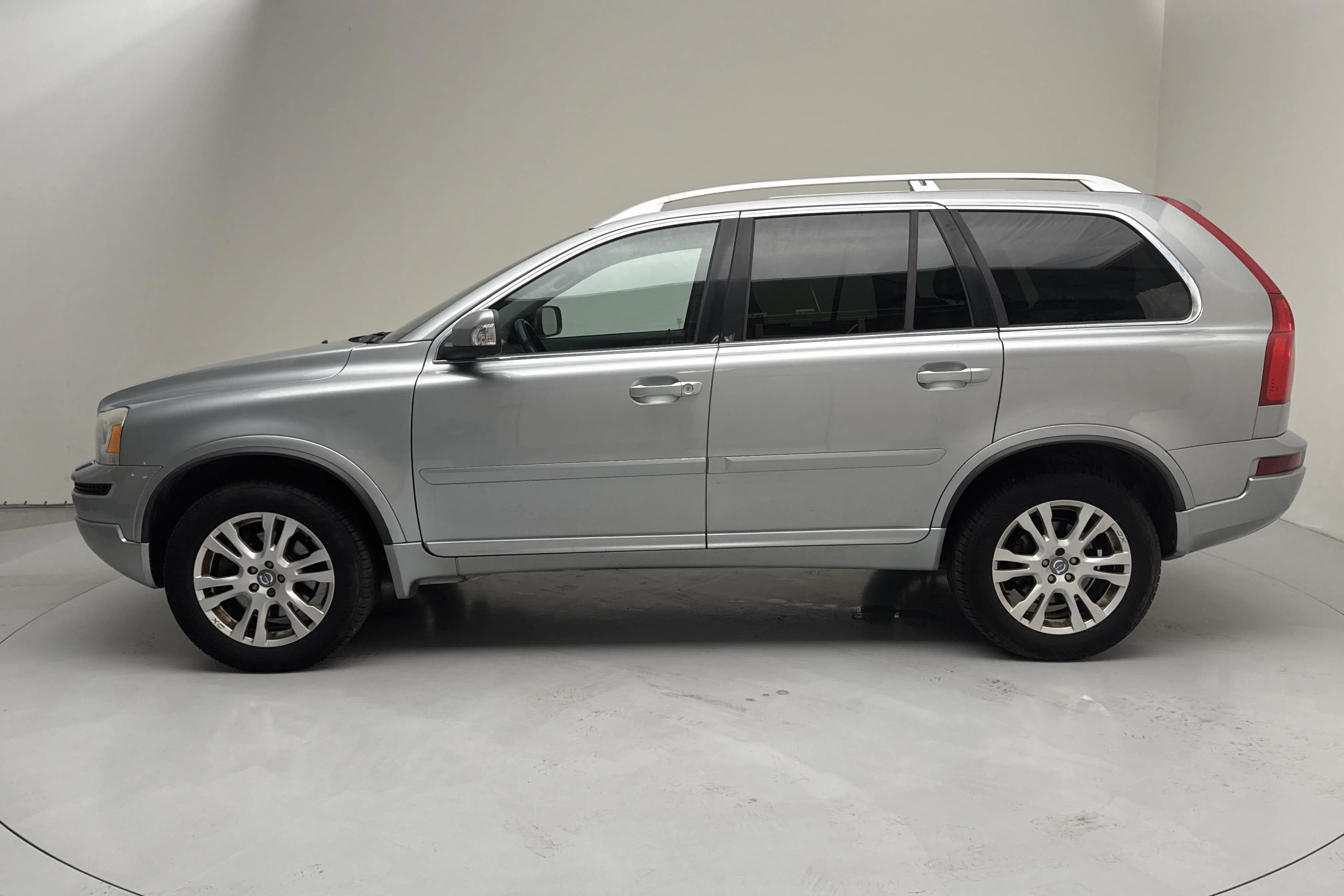 Presentation photo 2 of 15: Volvo XC90 D4 2WD (163hk) - 289 080 km - Automatic - silver - 2014