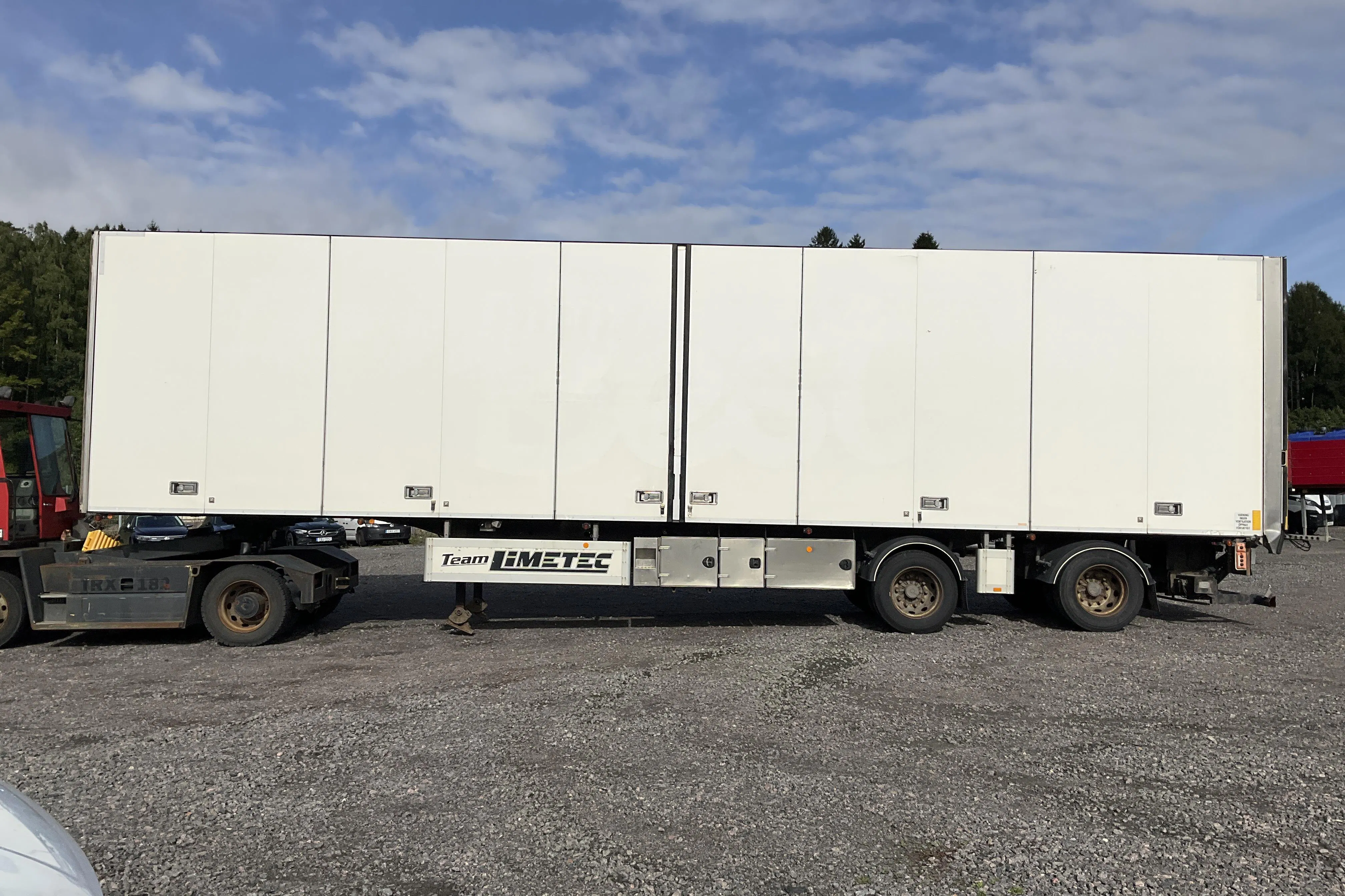 Presentationsfoto 2 av 24: LIMETEC Skåptrailer - 0 km - vit - 2015