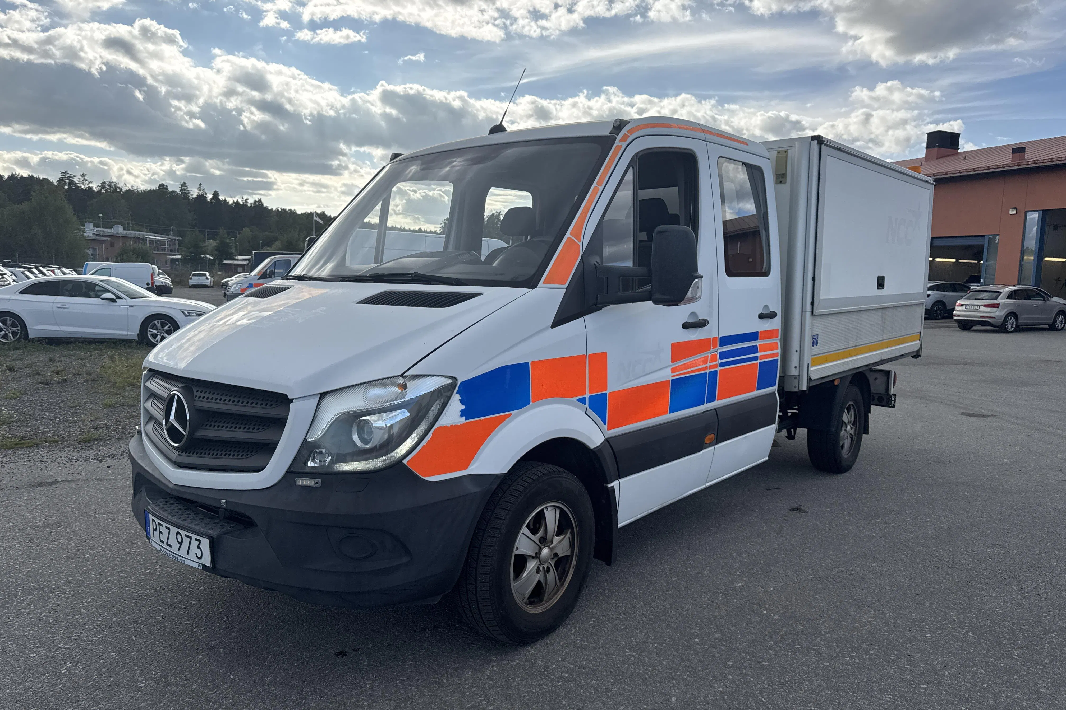 Presentationsfoto 1 av 14: Mercedes Sprinter 316 CDI Pickup/Chassi (163hk) - 10 716 mil - Automat - vit - 2017