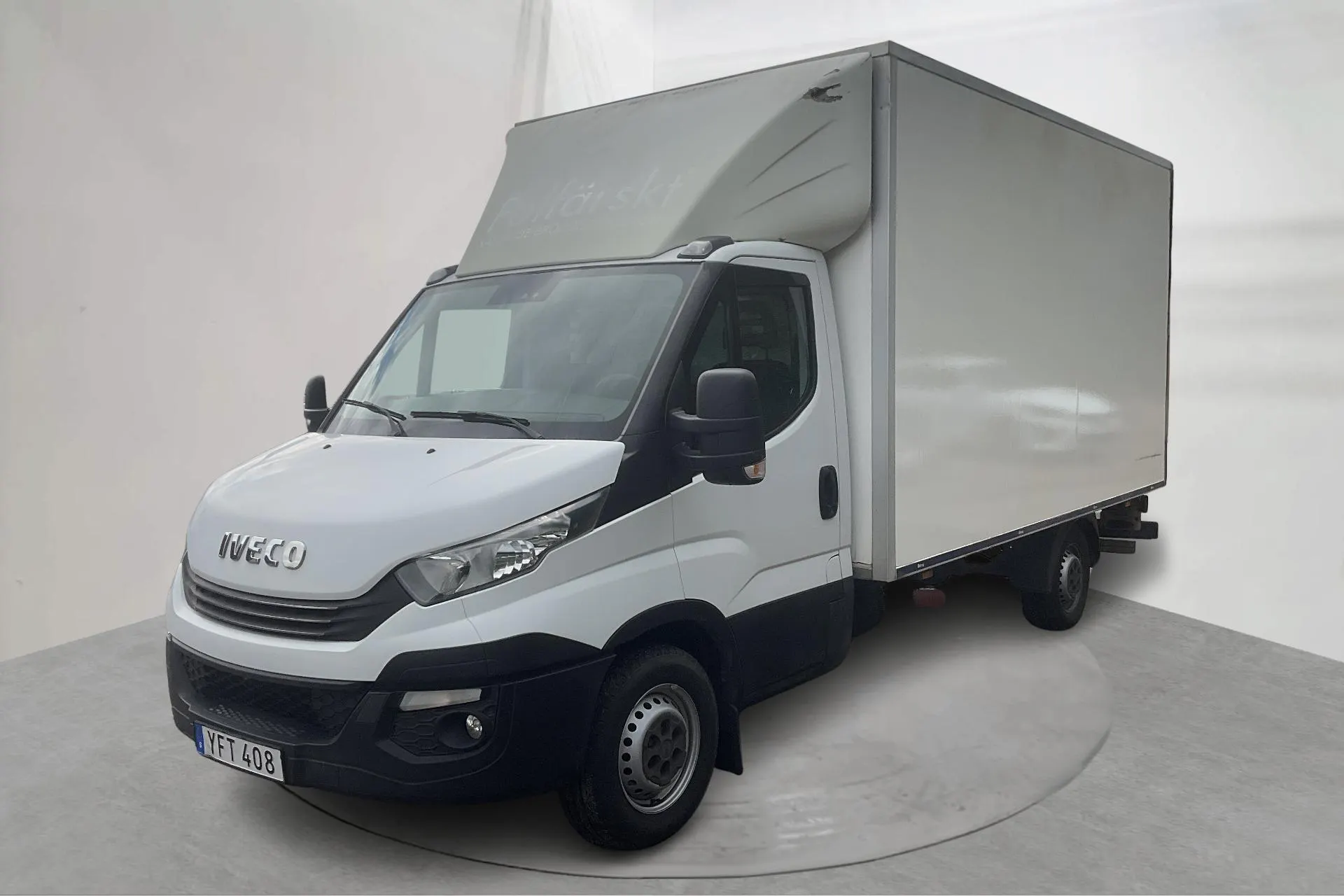 Presentation photo 1 of 13: Iveco Daily 35 2.3 Volymskåp (156hk) - 91 750 km - Automatic - white - 2017