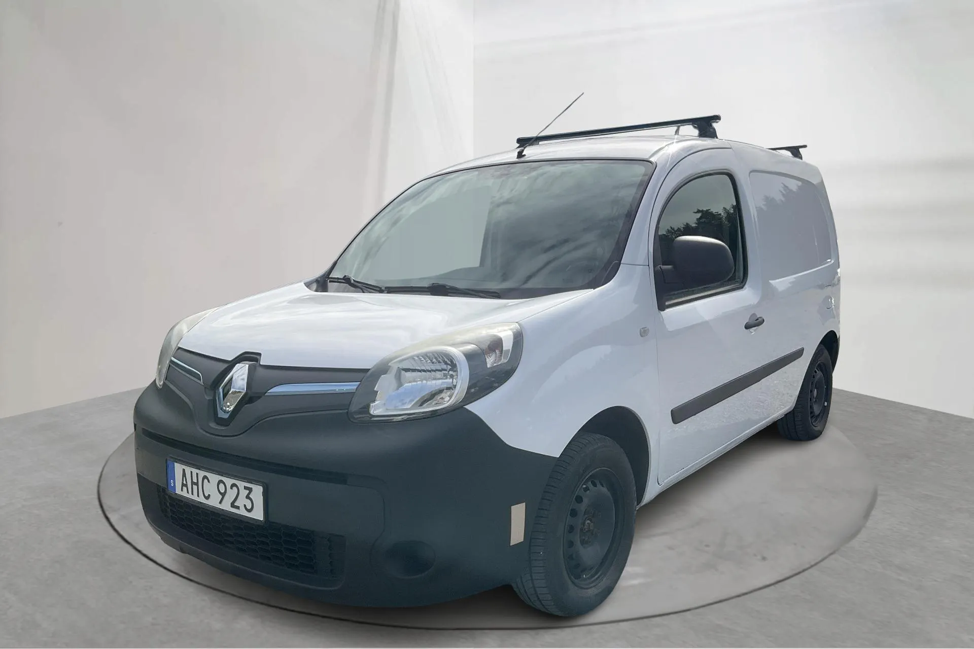 Presentationsfoto 1 av 15: Renault Kangoo II Z.E. 22kWh Skåp (60hk) - 3 635 mil - Automat - vit - 2014