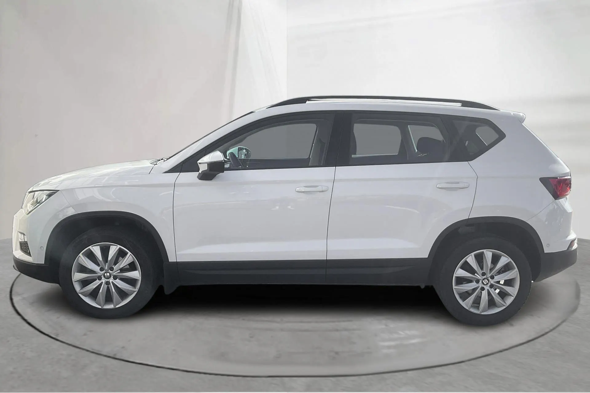 Presentation photo 2 of 17: Seat Ateca 1.5 TSI (150hk) - 104 380 km - Automatic - white - 2020