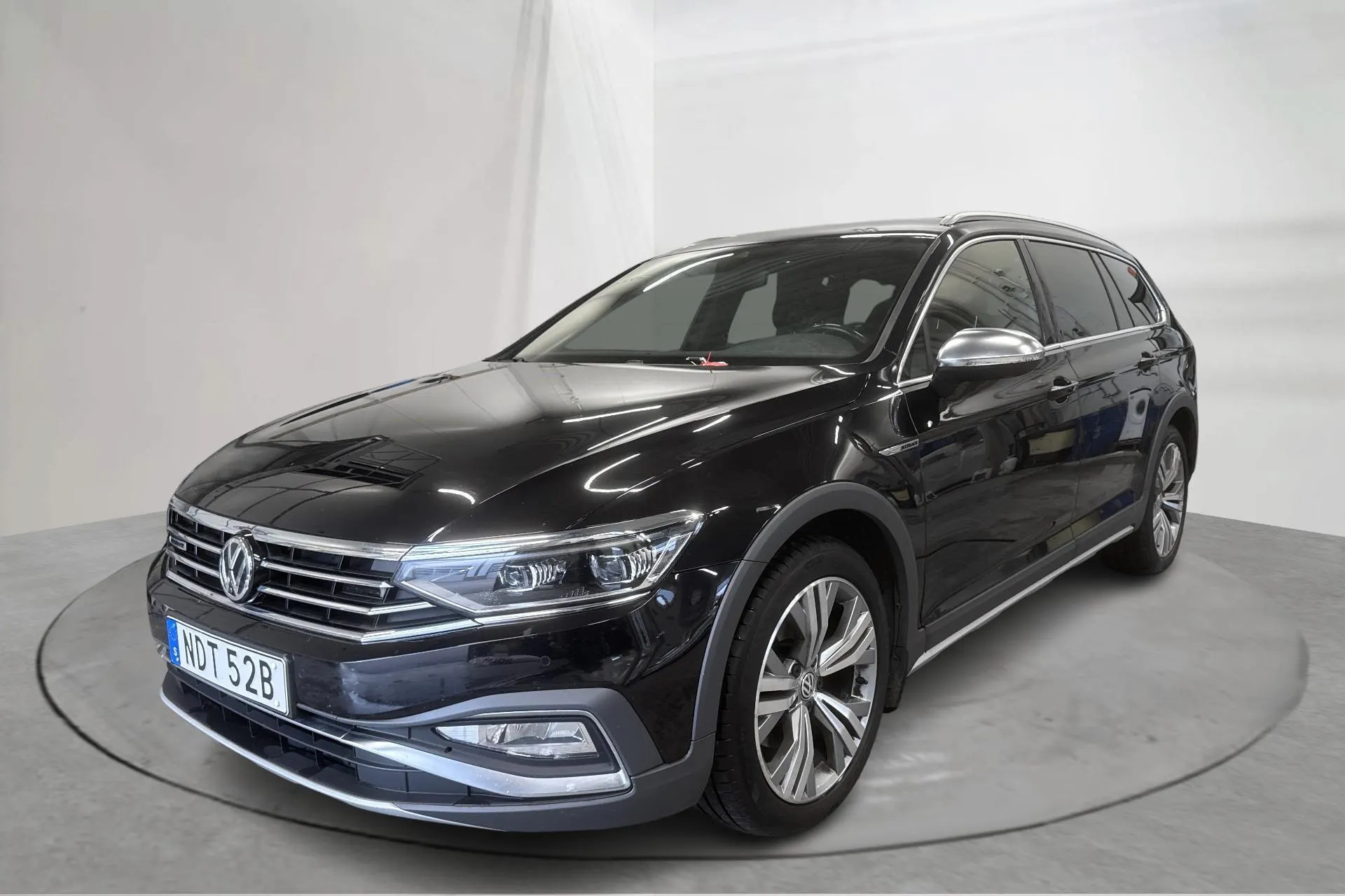 Presentation photo 1 of 15: VW Passat Alltrack 2.0 TDI 4MOTION (190hk) - 159 990 km - Automatic - black - 2020