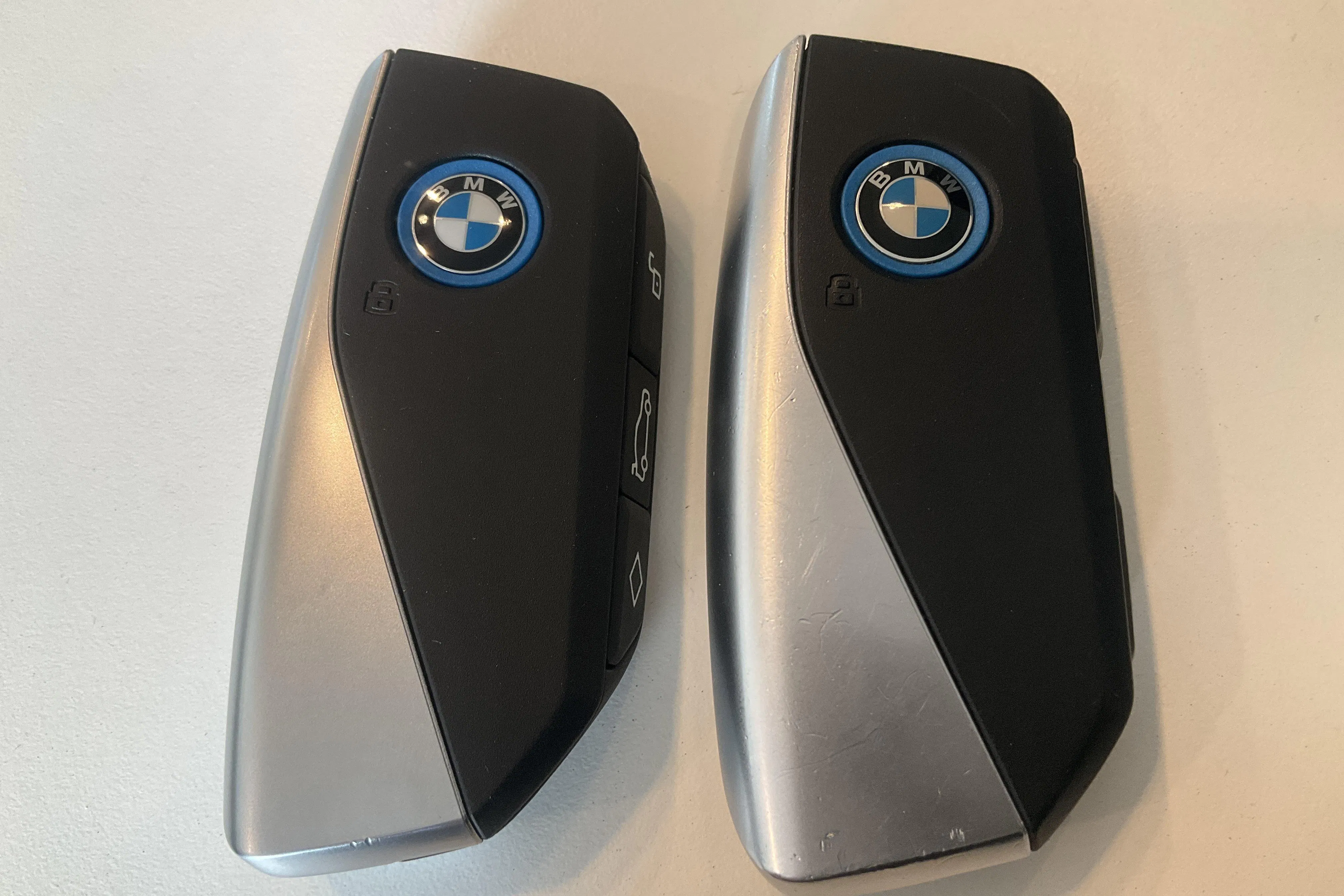 Presentationsfoto 26 av 26: BMW iX xDrive40, I20 (310hk) - 12 879 mil - Automat - svart - 2023