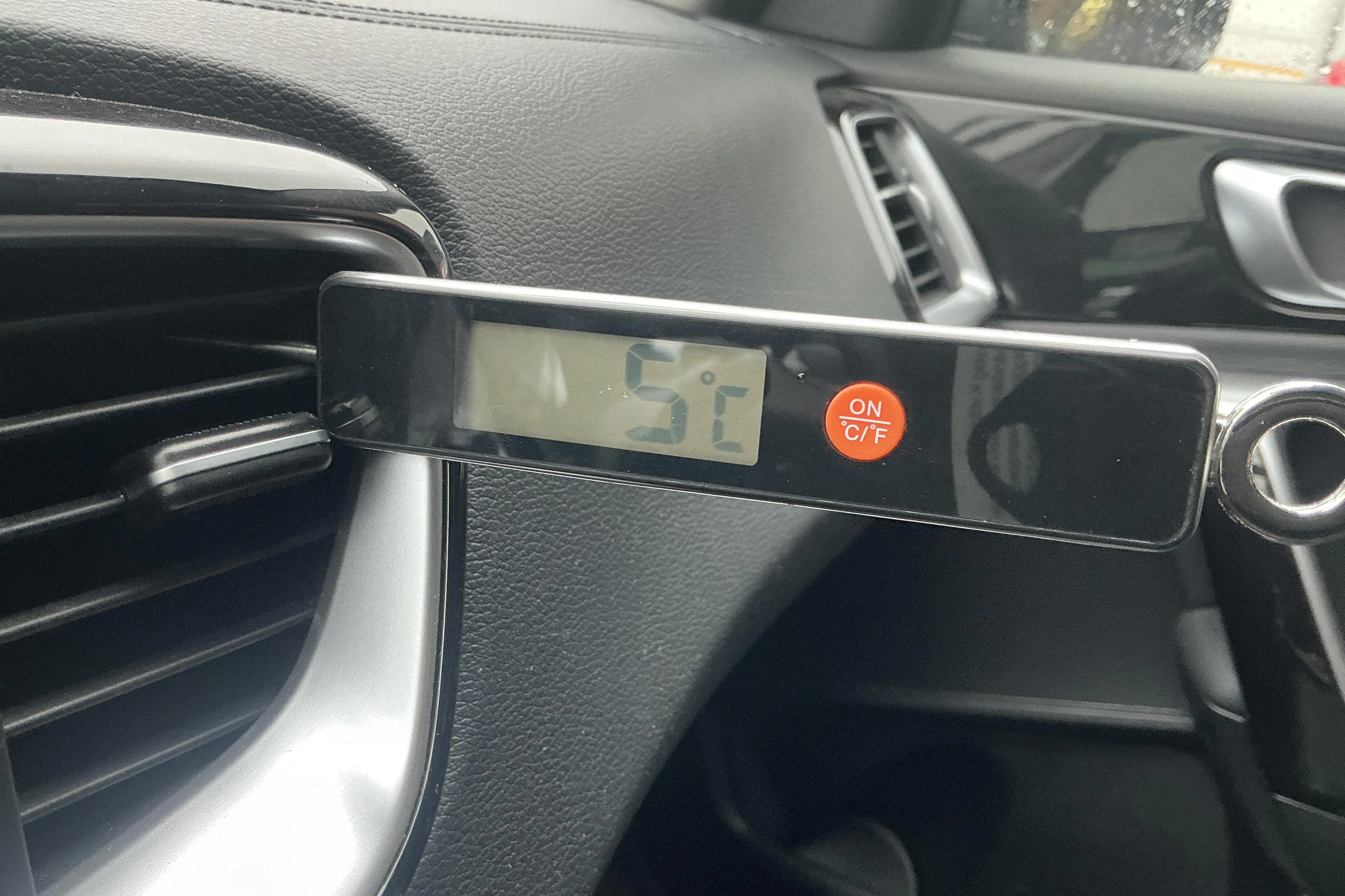 Presentation photo 27 of 27: KIA Ceed 1.6 Plug-in Hybrid SW (141hk) - 65 650 km - Automatic - black - 2021