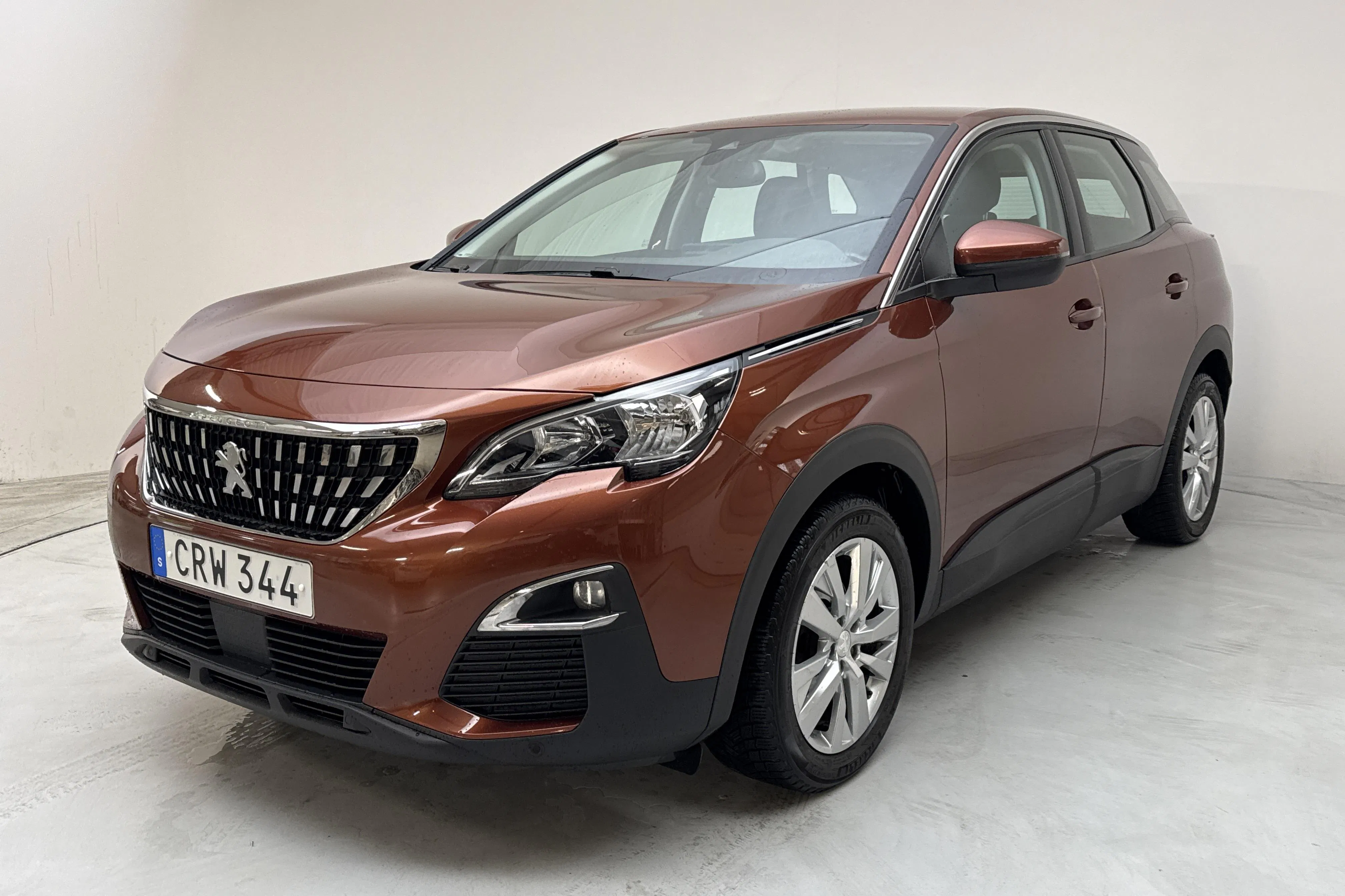 Presentationsfoto 1 av 13: Peugeot 3008 1.2 PureTech (130hk) - 9 081 mil - Manuell - 2018