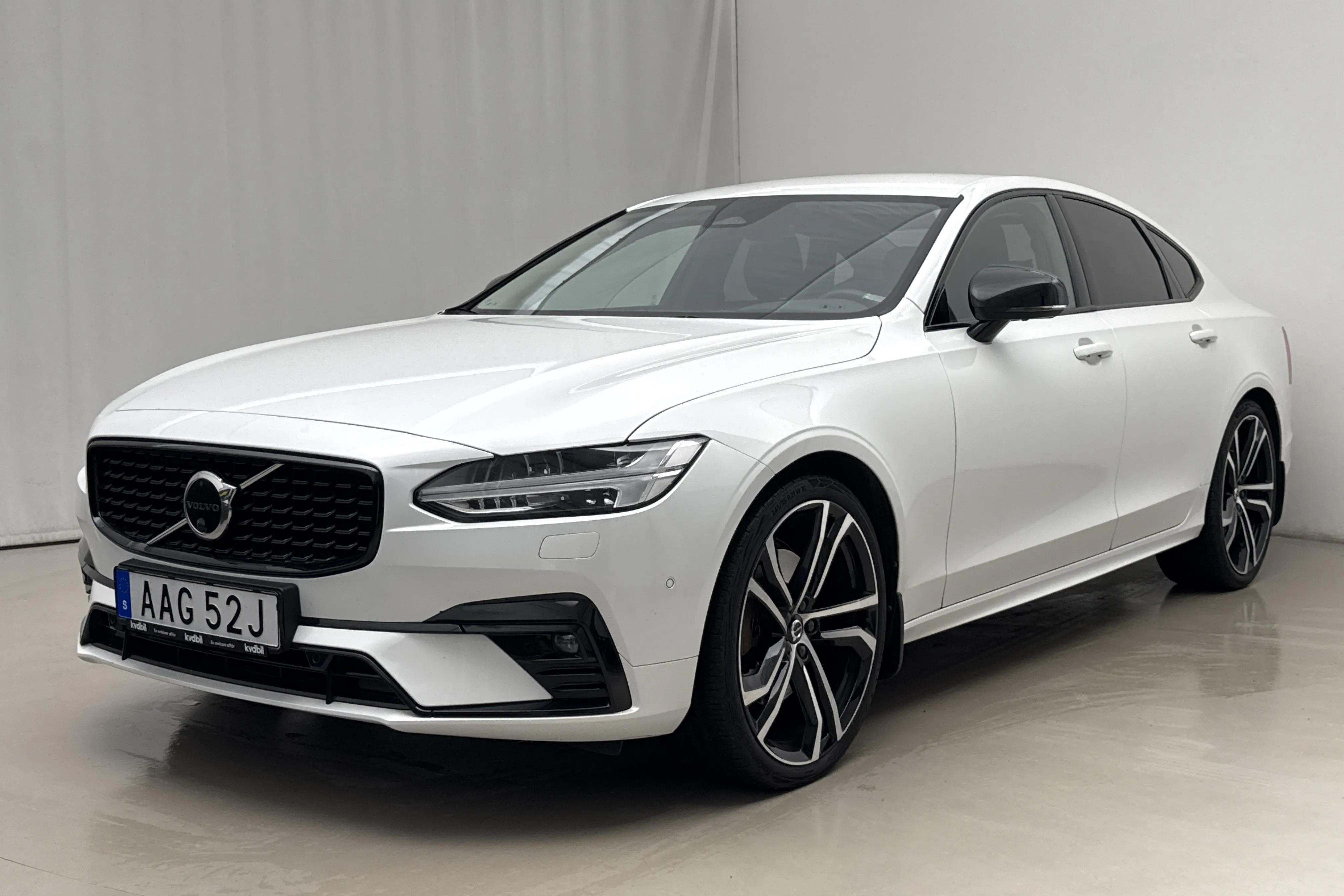 Presentation photo 1 of 20: Volvo S90 B5 Mildhybrid, Diesel AWD (235hk) - 100 710 km - Automatic - white - 2023