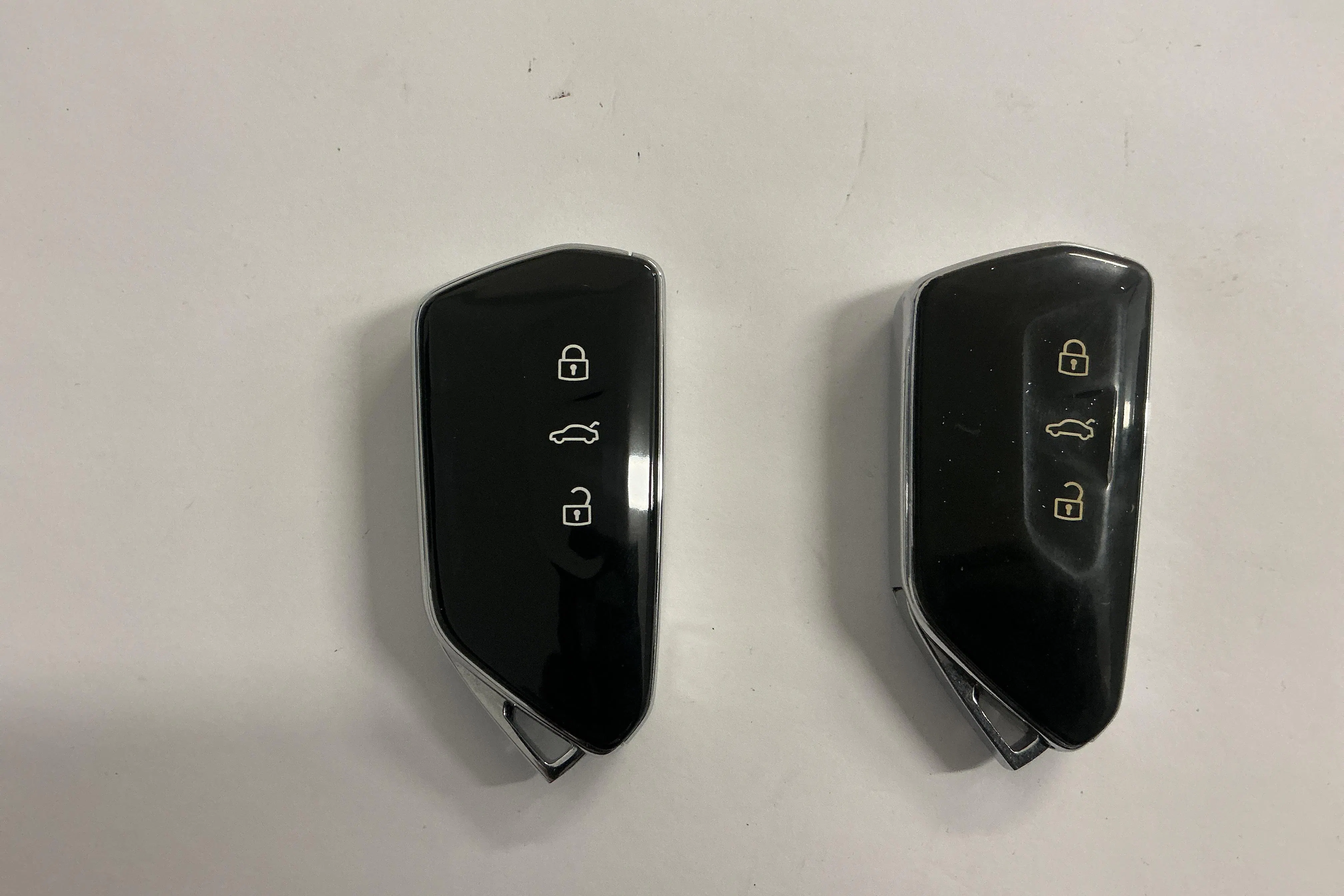 Presentationsfoto 25 av 25: VW ID.4 77kWh (204hk) - 12 145 mil - Automat - vit - 2023