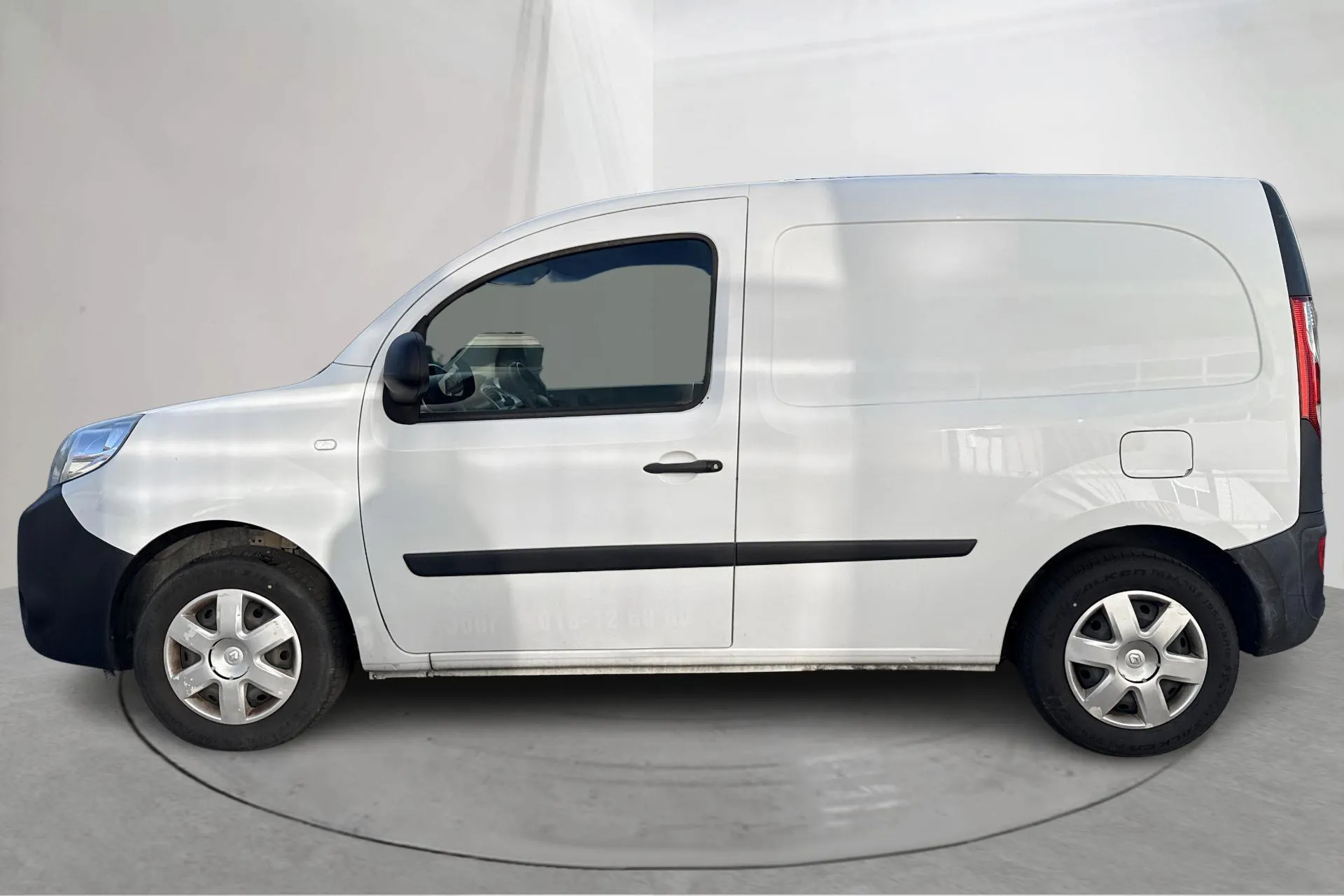 Presentation photo 2 of 16: Renault Kangoo 1.5 dCi Skåp (90hk) - 162 480 km - Manual - white - 2017