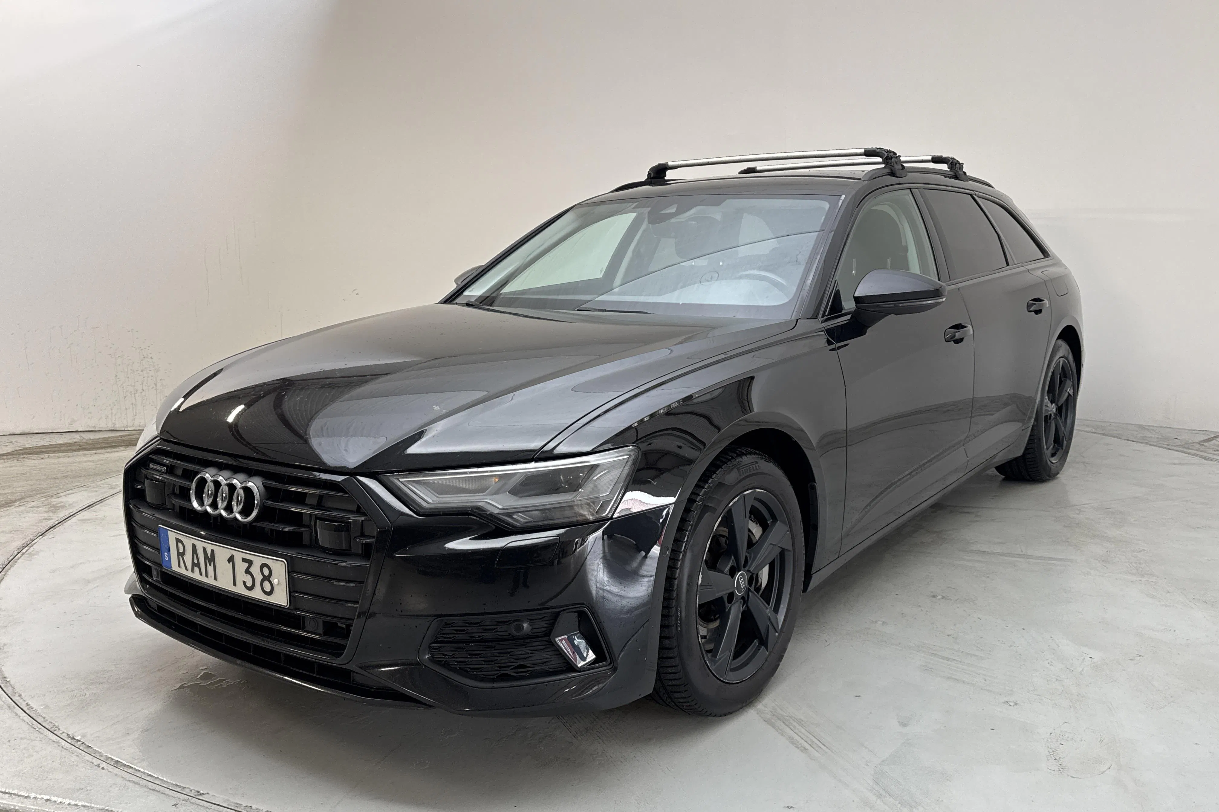 Presentation photo 1 of 15: Audi A6 Avant 50 TFSI e quattro (299hk) - 128 850 km - Automatic - black - 2023