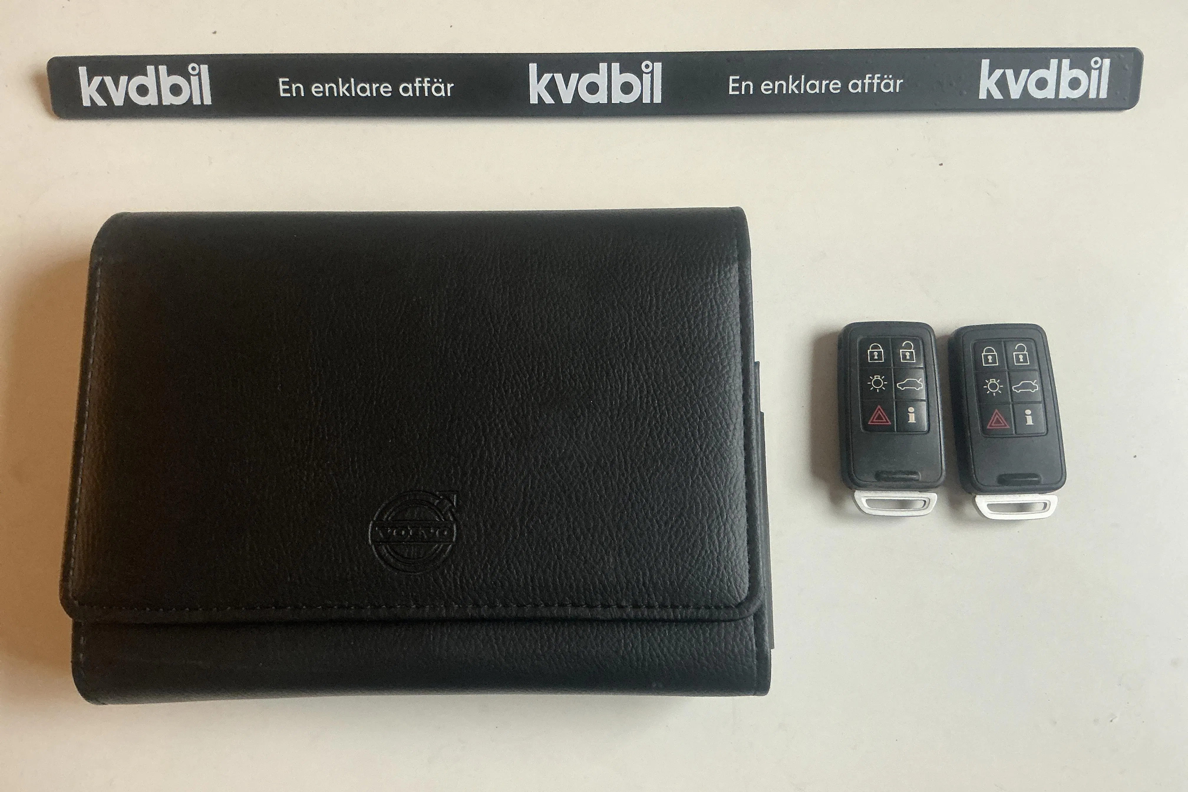 Presentationsfoto 21 av 21: Volvo S80 D4 (181hk) - 25 050 mil - Automat - blå - 2014
