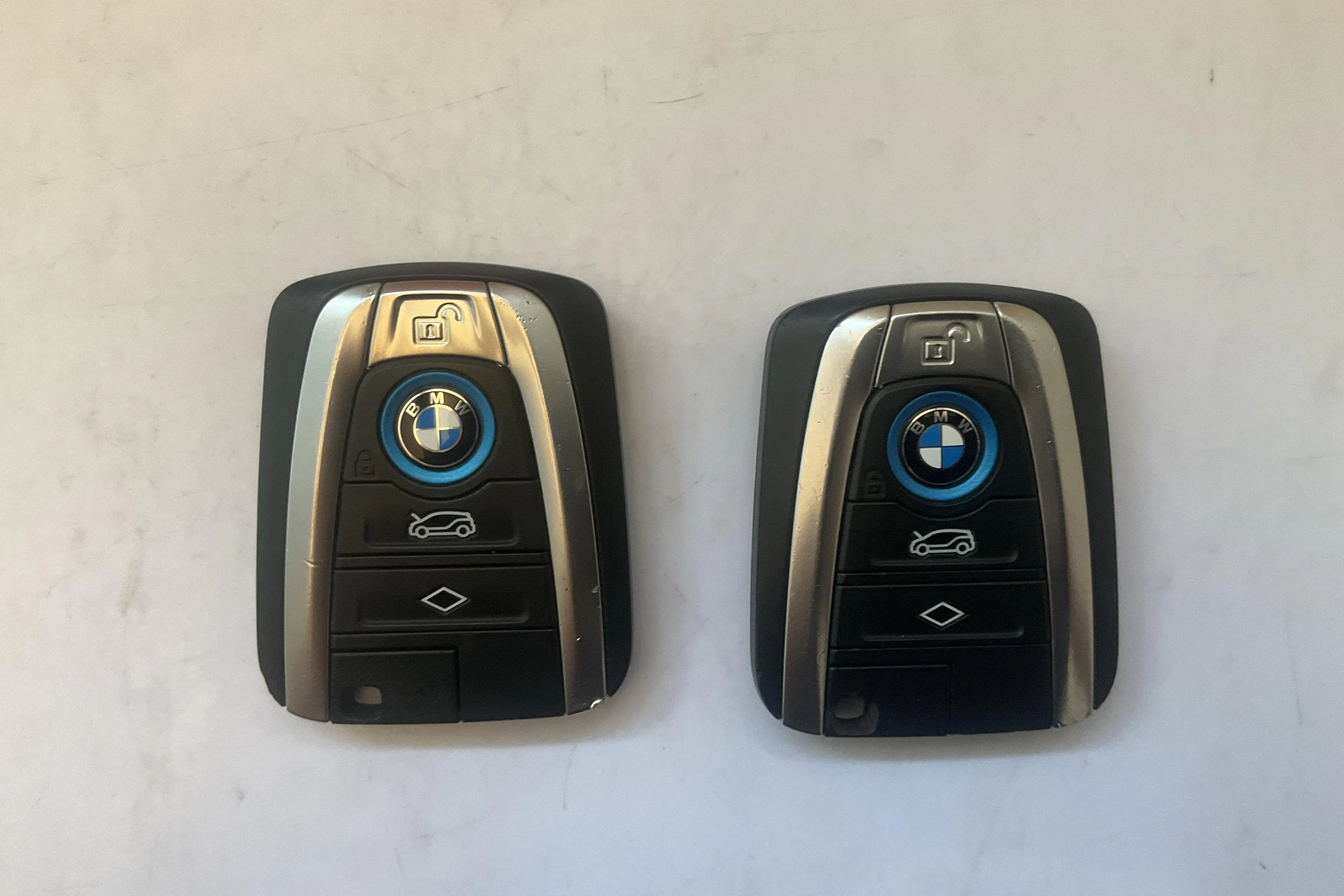 Presentation photo 17 of 17: BMW i3 60Ah REX, I01 (170hk) - 111 400 km - Automatic - silver - 2016