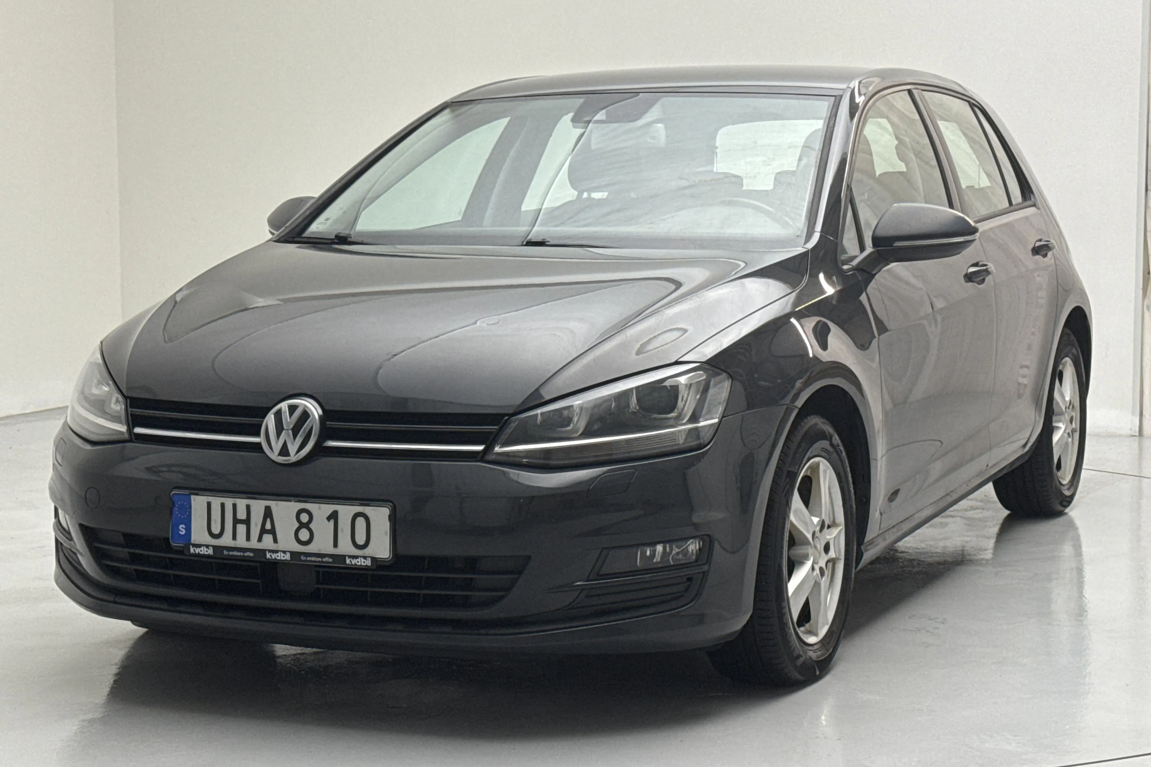 Presentation photo 1 of 13: VW Golf VII 1.6 TDI BlueMotion Technology 5dr (105hk) - 187 900 km - Automatic - dark grey - 2015