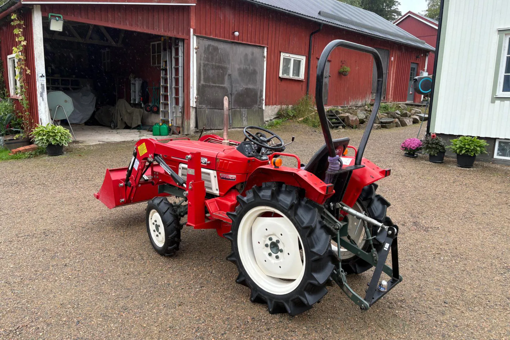 Presentation photo 2 of 42: Yanmar YM1820D - 