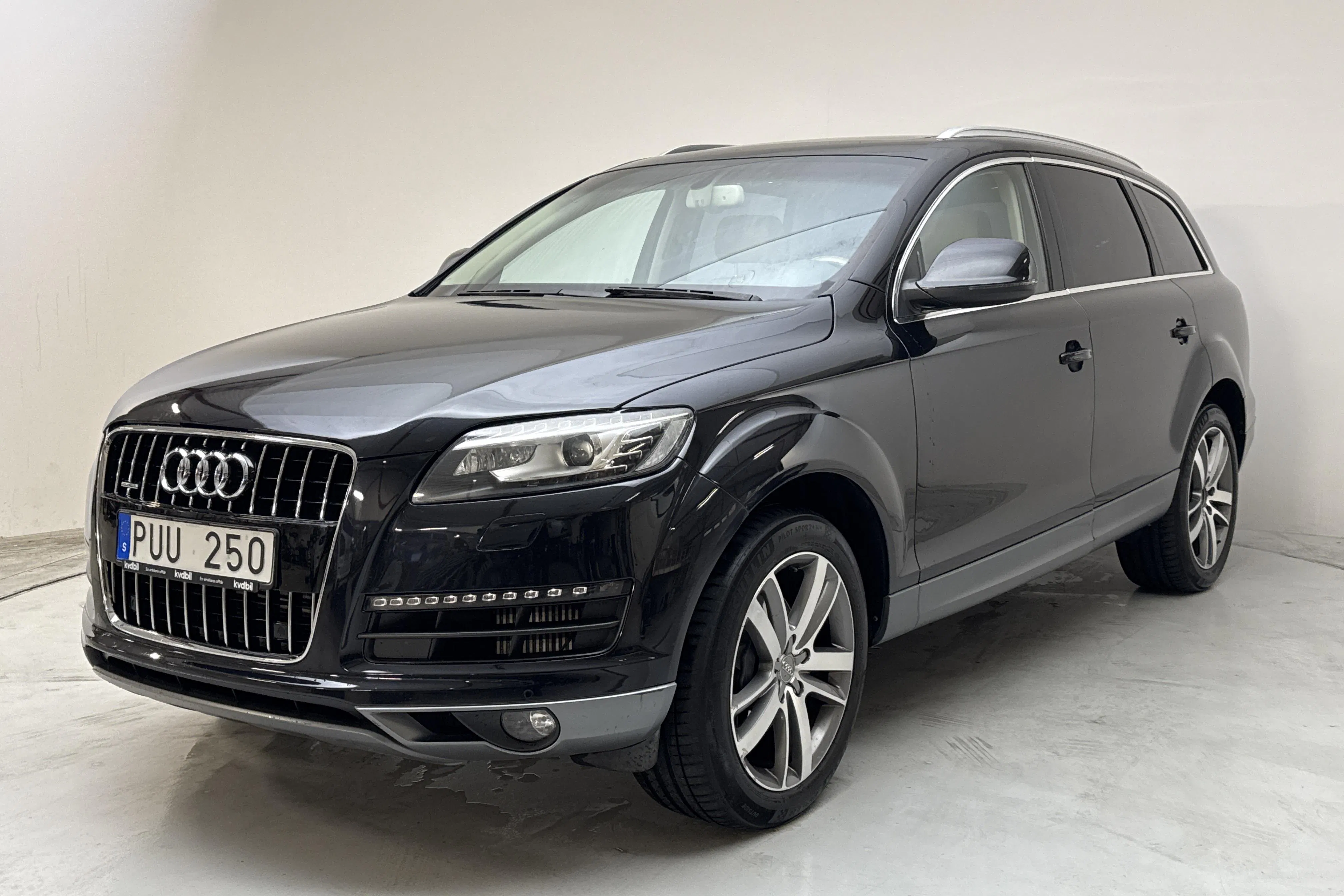 Presentation photo 1 of 16: Audi Q7 3.0 TDI quattro (245hk) - 241 280 km - Automatic - black - 2013