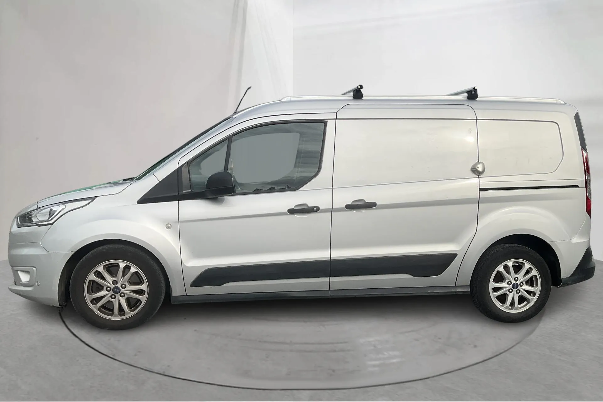 Presentation photo 2 of 13: Ford Transit Connect 1.5 TDCi (120hk) - 117 610 km - Automatic - gray - 2022