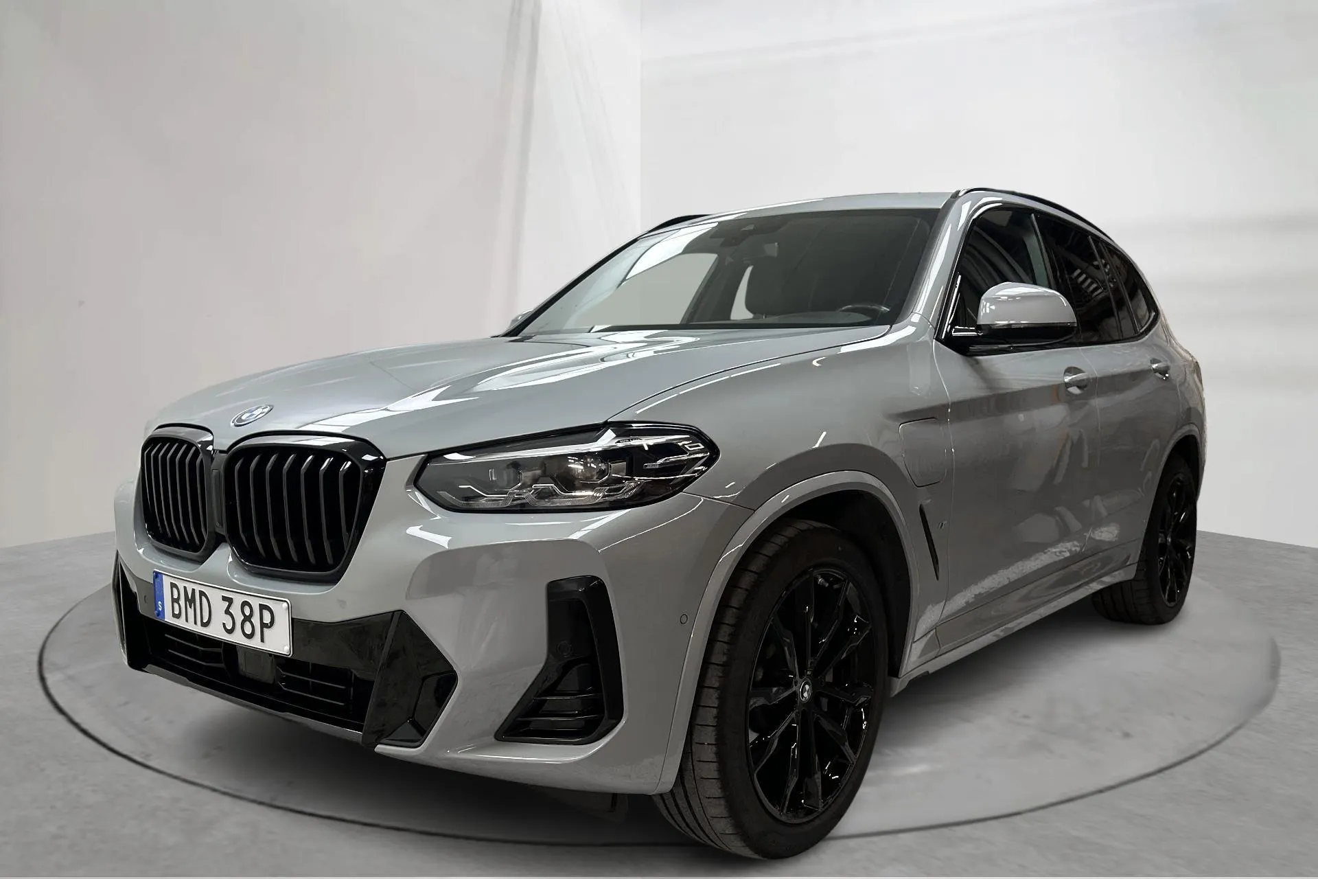 Presentationsfoto 1 av 17: BMW X3 xDrive30e, G01 LCI (292hk) - 6 177 mil - Automat - grå - 2023