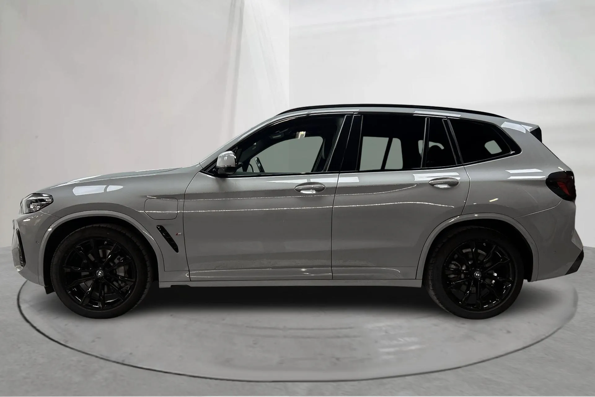 Presentationsfoto 2 av 17: BMW X3 xDrive30e, G01 LCI (292hk) - 6 177 mil - Automat - grå - 2023