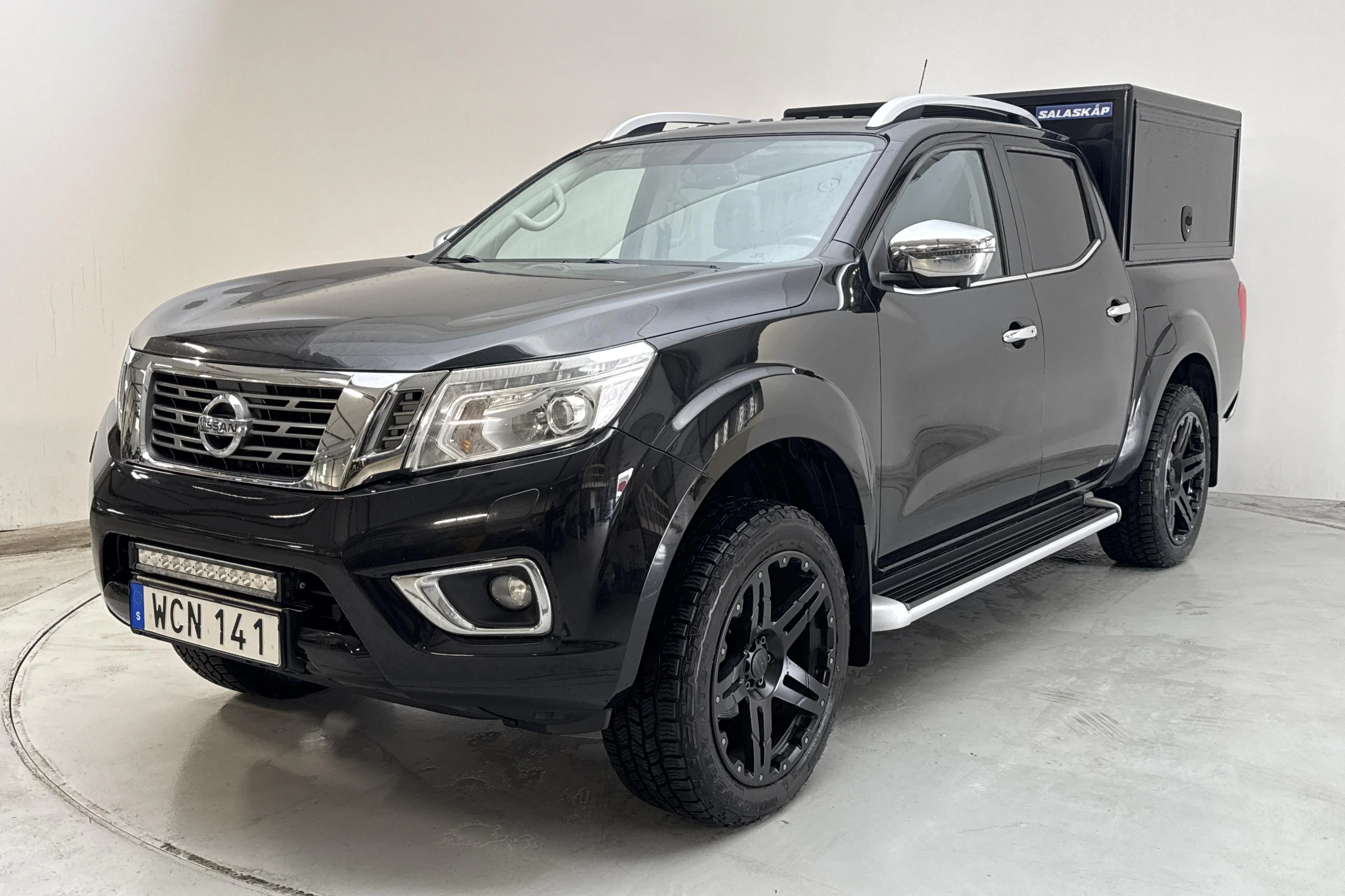 Presentationsfoto 1 av 14: Nissan Navara 2.3 dCi 4x4 (190hk) - 6 987 mil - Automat - svart - 2018
