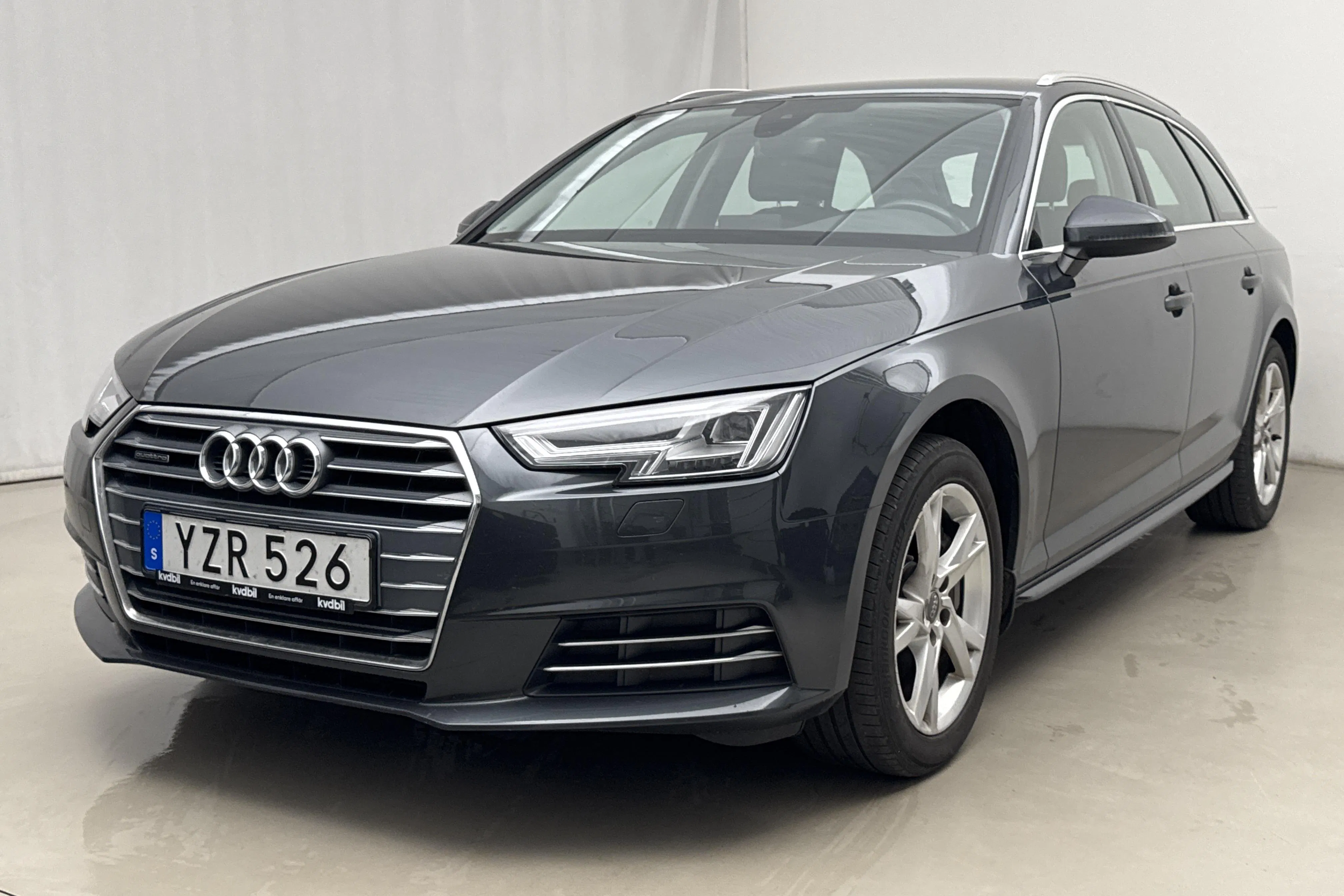 Presentation photo 1 of 15: Audi A4 2.0 TDI Avant quattro (190hk) - 122 500 km - Automatic - gray - 2018
