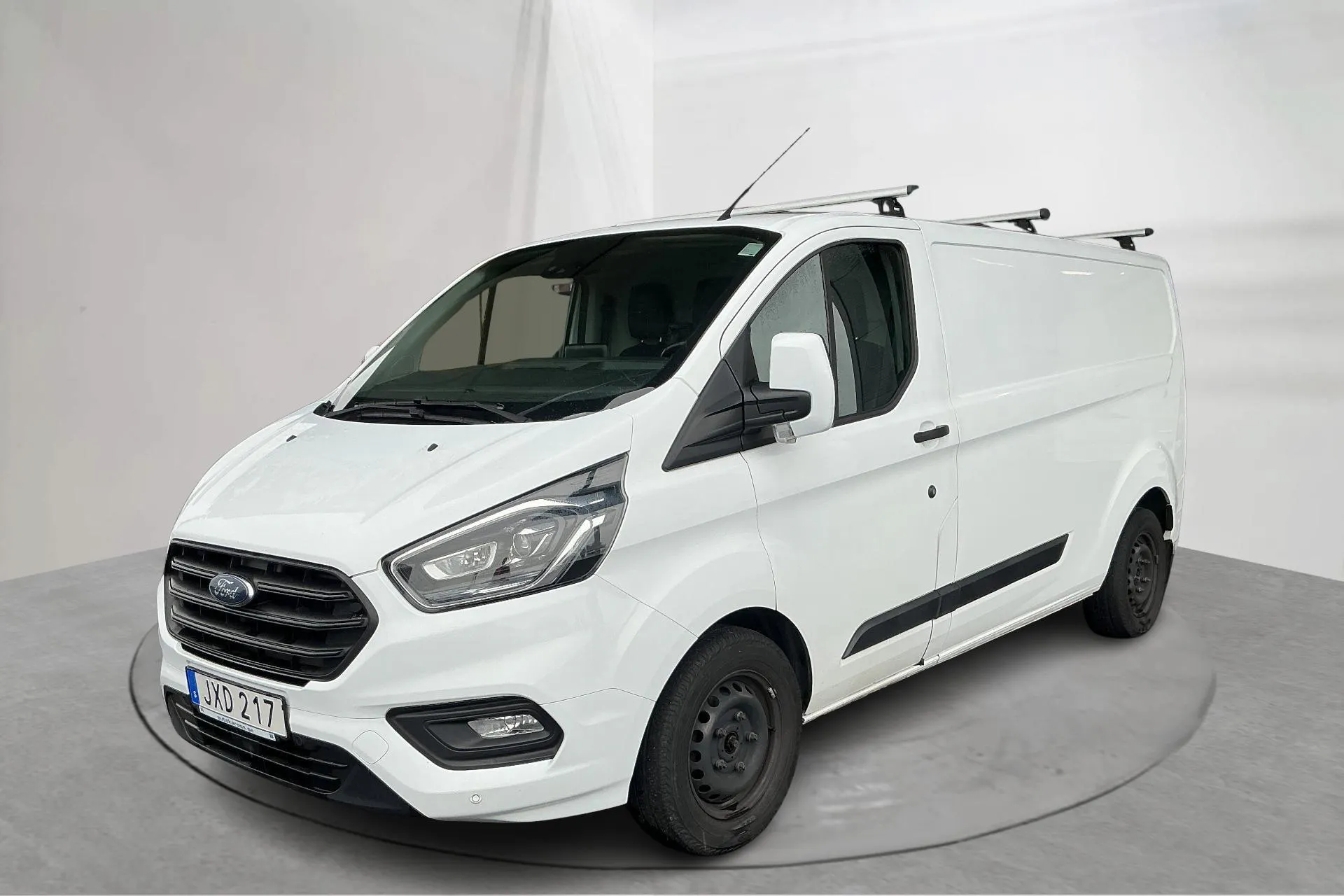 Presentation photo 1 of 15: Ford Transit Custom 300 (130hk) - 85 310 km - Automatic - white - 2018