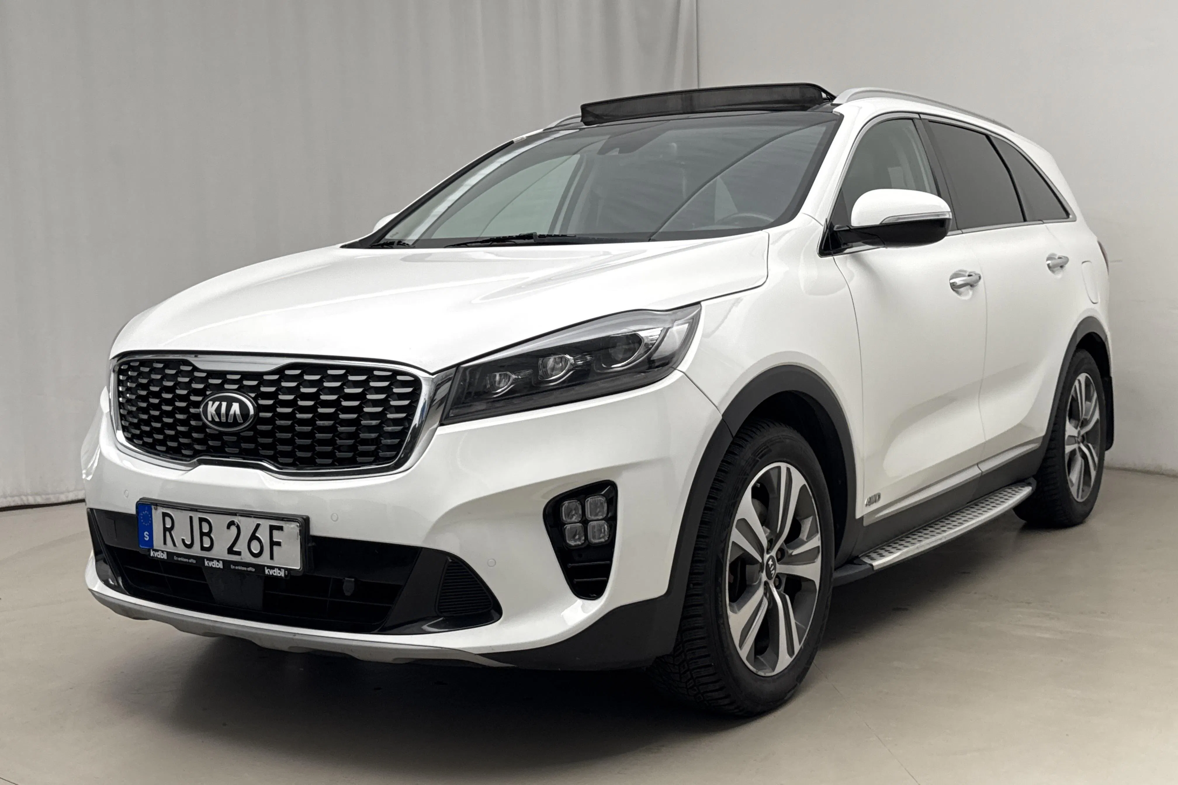 Presentation photo 1 of 23: KIA Sorento 2.2 CRDi AWD (200hk) - 197 710 km - Automatic - white - 2020