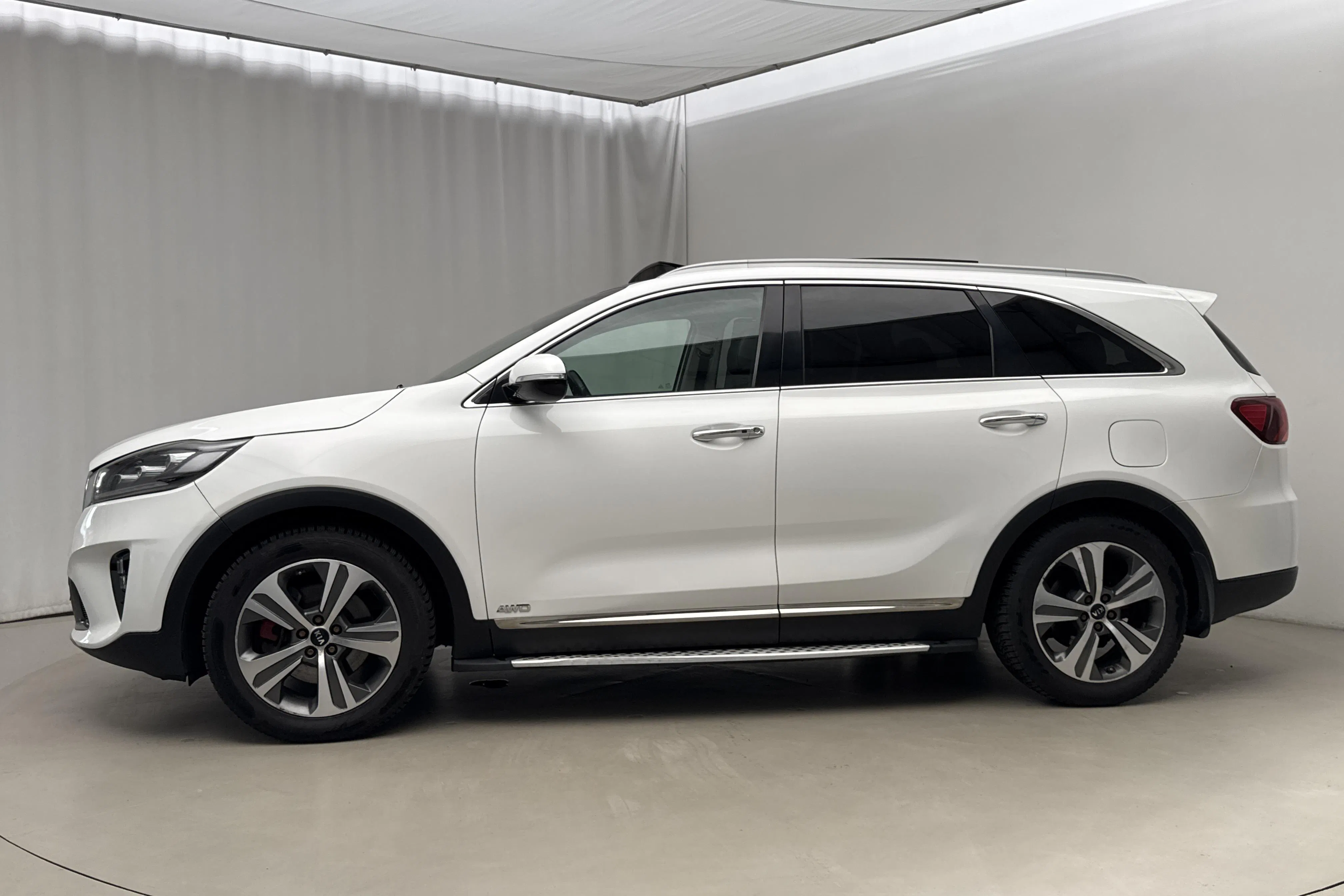 Presentation photo 2 of 23: KIA Sorento 2.2 CRDi AWD (200hk) - 197 710 km - Automatic - white - 2020