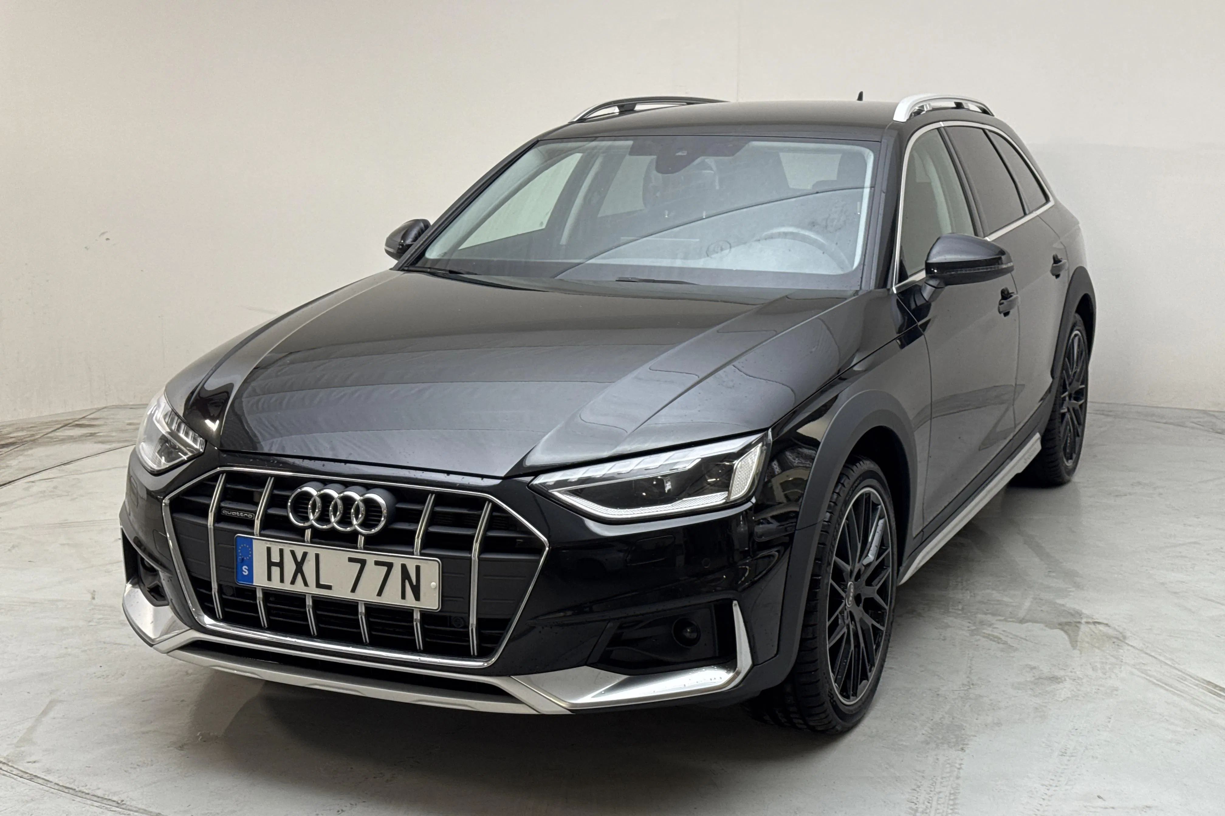 Presentation photo 1 of 14: Audi A4 Allroad 40 TDI quattro (204hk) - 144 510 km - Automatic - black - 2023